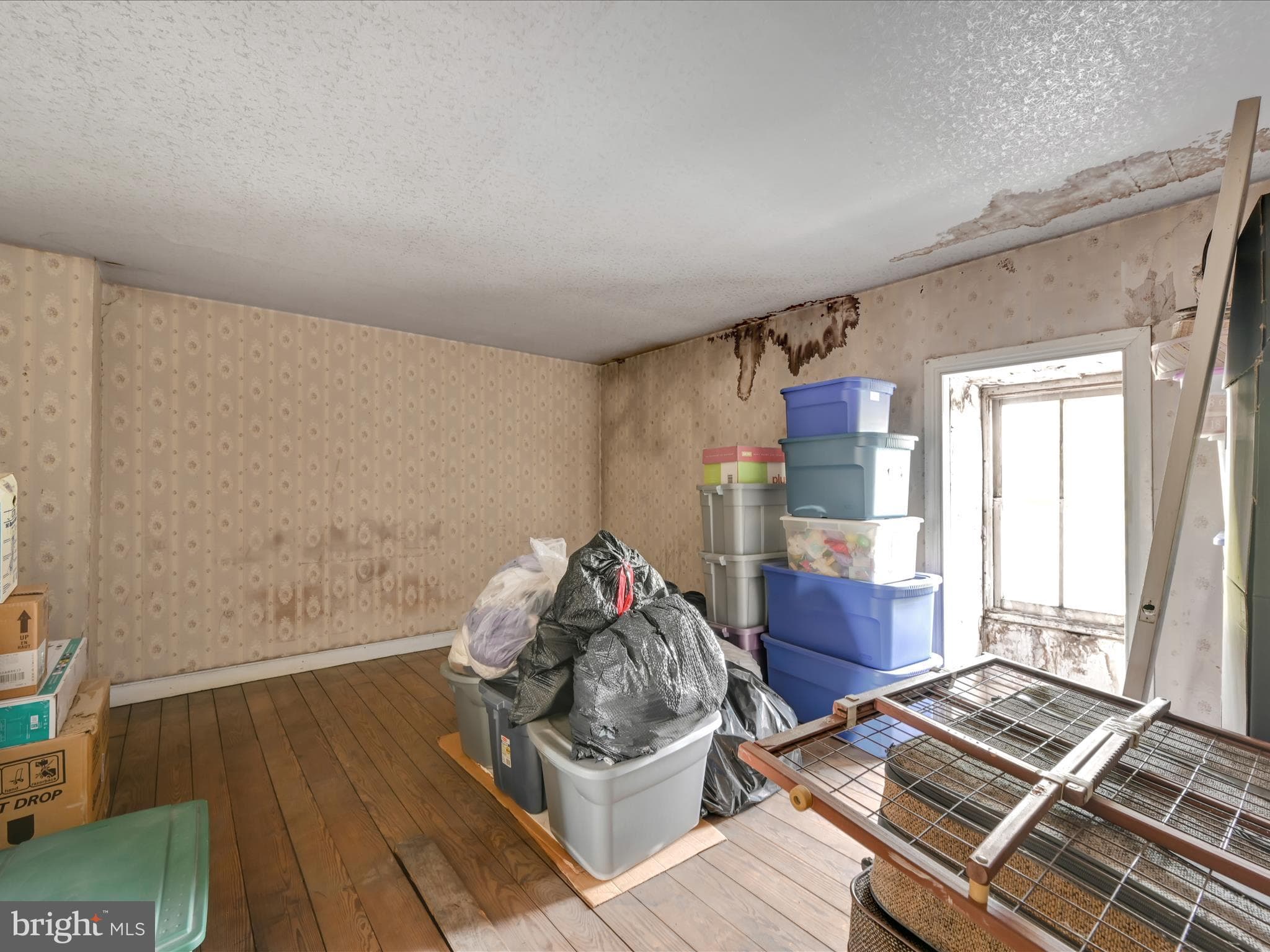 Home for sale at 431 W King Street, York, Pennsylvania 17401, photo 19 of 44