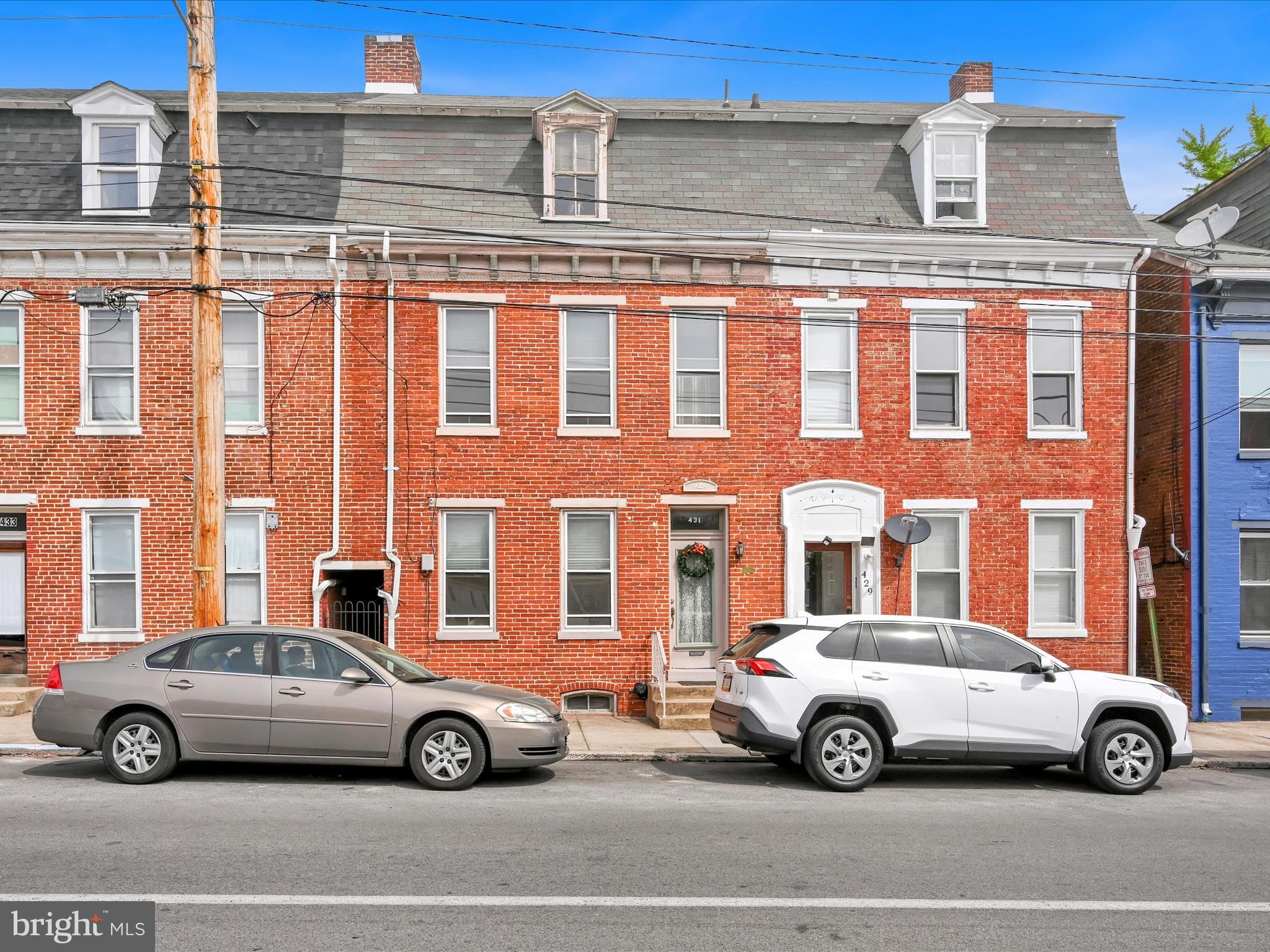 Listing photo of 5-bedroom home at 431 W King Street, York, Pennsylvania 17401, photo 1 of 3