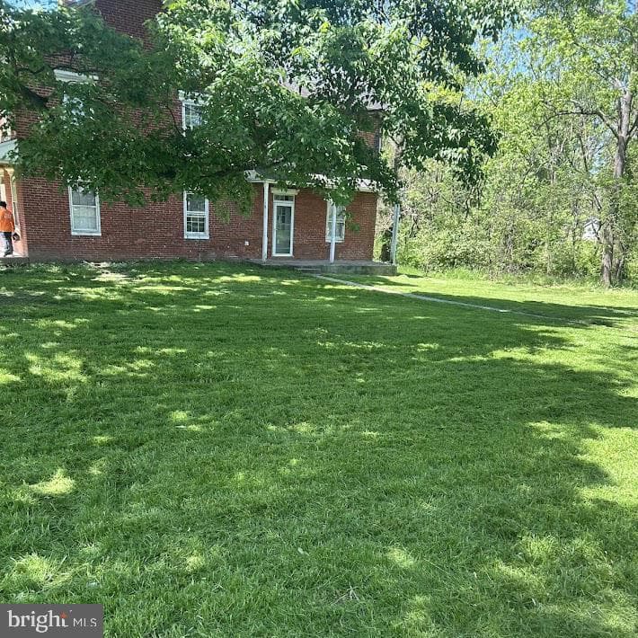 Home for sale at 3230 Pebble Run Drive, Dover, Pennsylvania 17315, photo 3 of 3