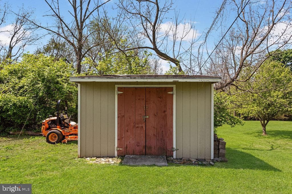 Home for sale at 2478 Croll School Road, York, Pennsylvania 17403, photo 41 of 47