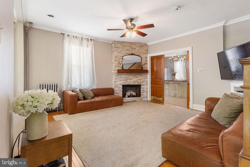 Home for sale at 2478 Croll School Road, York, Pennsylvania 17403, photo 5 of 47