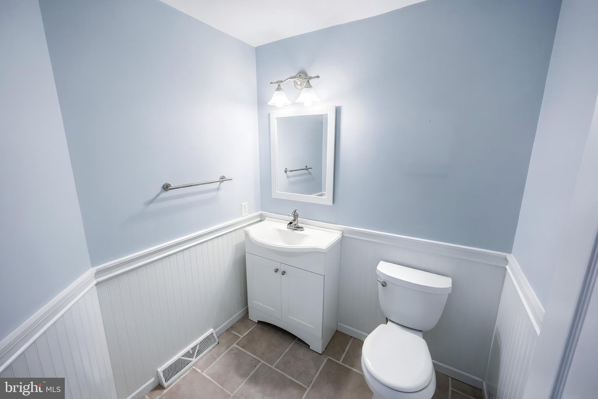 Home for sale at 19 Rebecca Lane, York, Pennsylvania 17403, photo 40 of 69