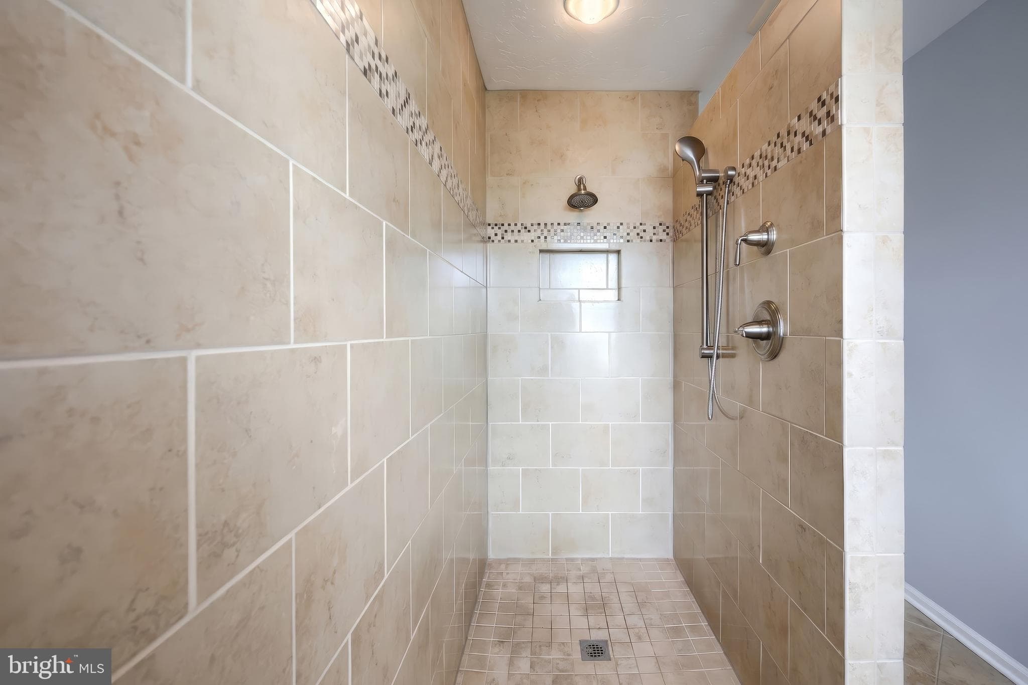 Home for sale at 19 Rebecca Lane, York, Pennsylvania 17403, photo 31 of 69
