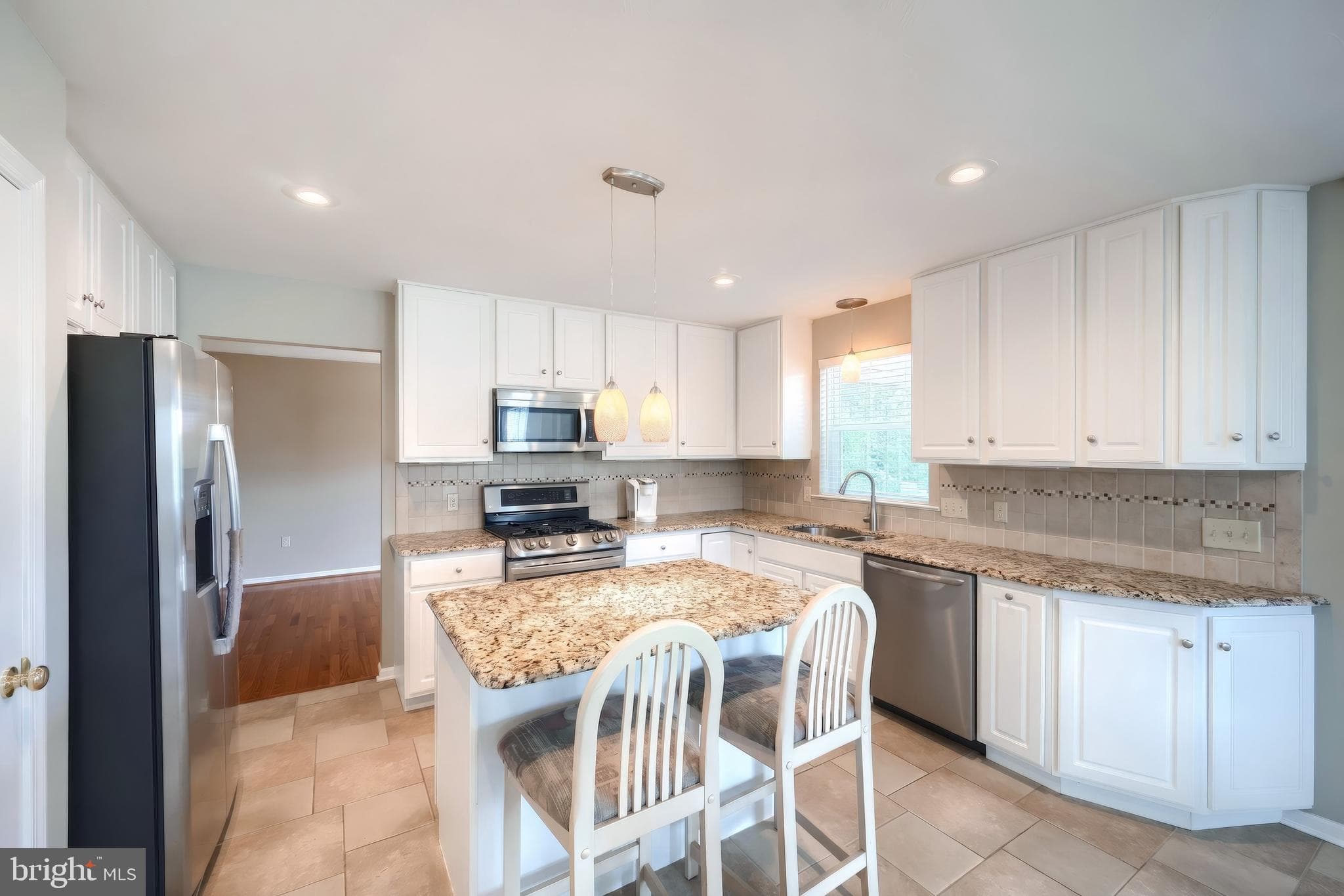 Home for sale at 19 Rebecca Lane, York, Pennsylvania 17403, photo 16 of 69