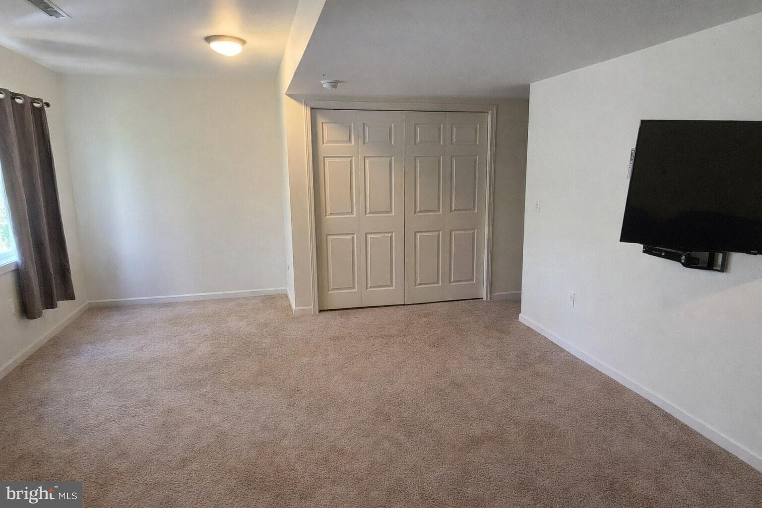 Home for sale at 740 Kentwell Drive, York, Pennsylvania 17406, photo 17 of 17