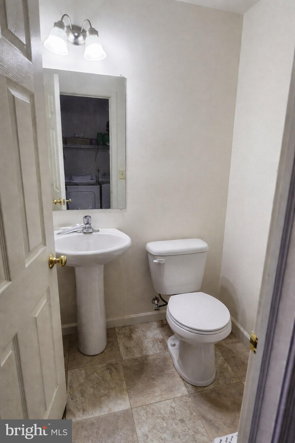 Home for sale at 740 Kentwell Drive, York, Pennsylvania 17406, photo 14 of 17