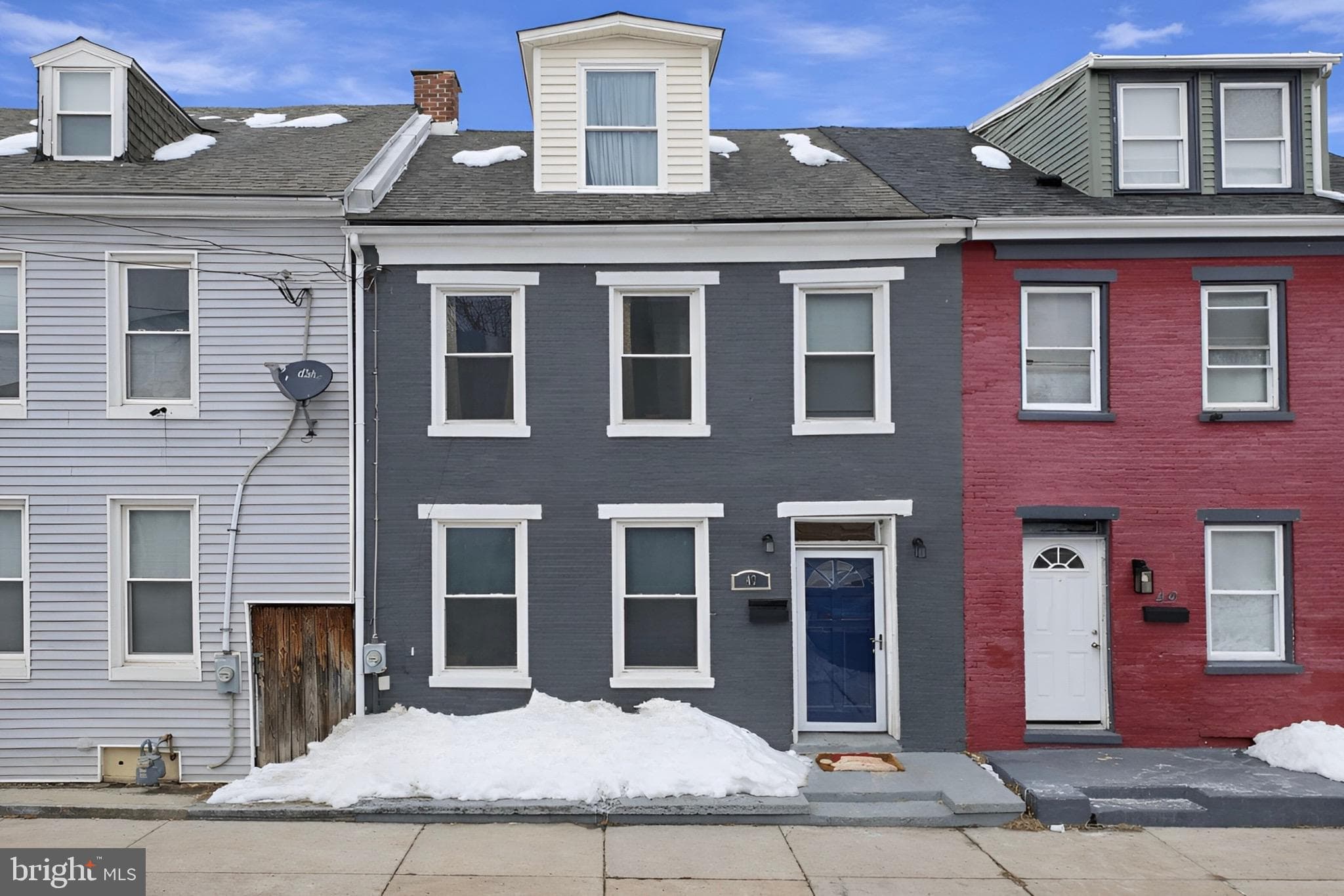 Listing photo of 3-bedroom home at 47 E South Street, York, Pennsylvania 17401, photo 1 of 3