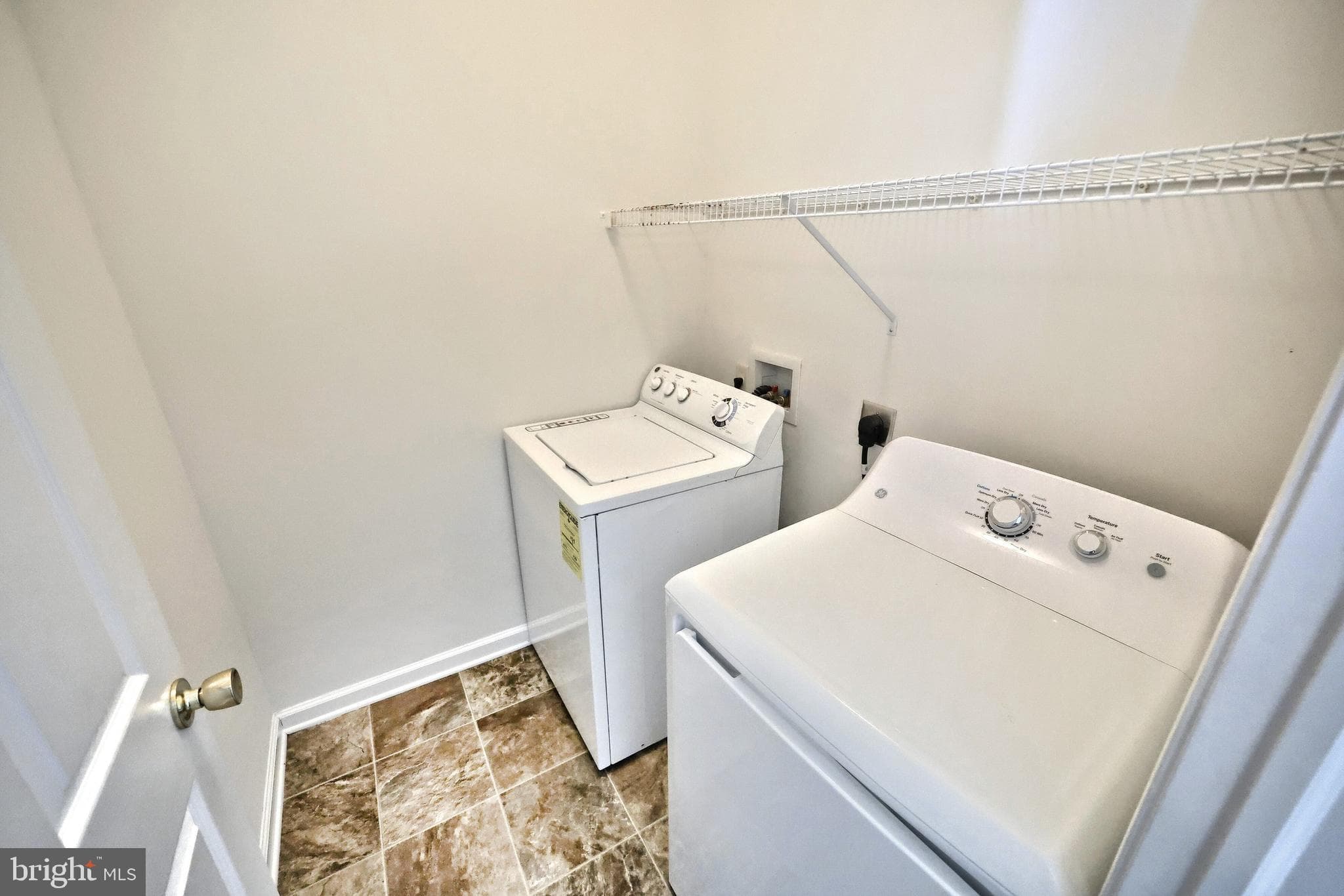 Home for sale at 2312 Sunny Hill Circle 2312, York, Pennsylvania 17406, photo 11 of 31