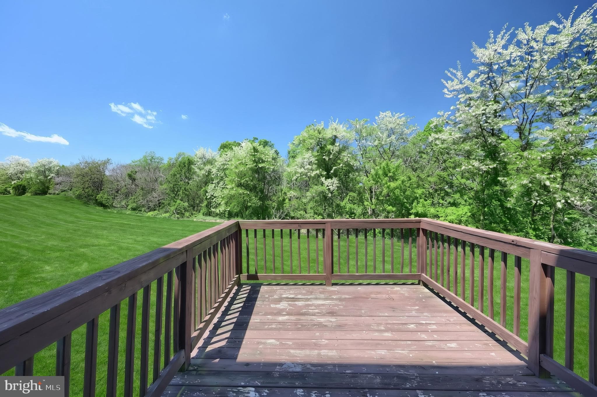 Home for sale at 2312 Sunny Hill Circle 2312, York, Pennsylvania 17406, photo 6 of 31