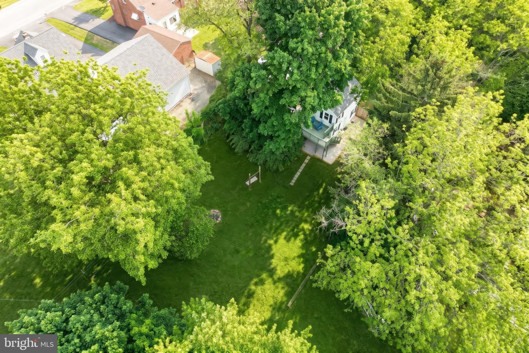 Home for sale at 1410 W Locust Street, York, Pennsylvania 17404, photo 26 of 29