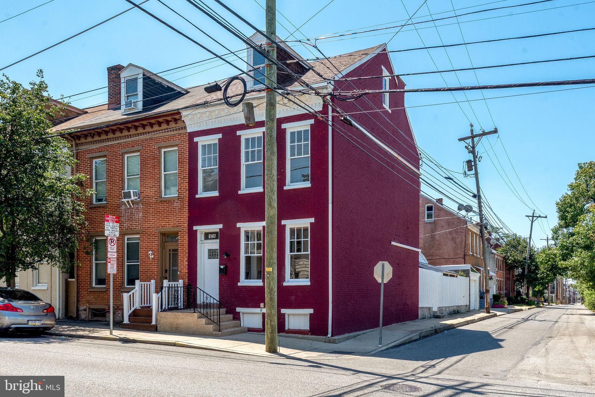 Home for sale at 126 N Queen Street, York, Pennsylvania 17403, photo 2 of 3