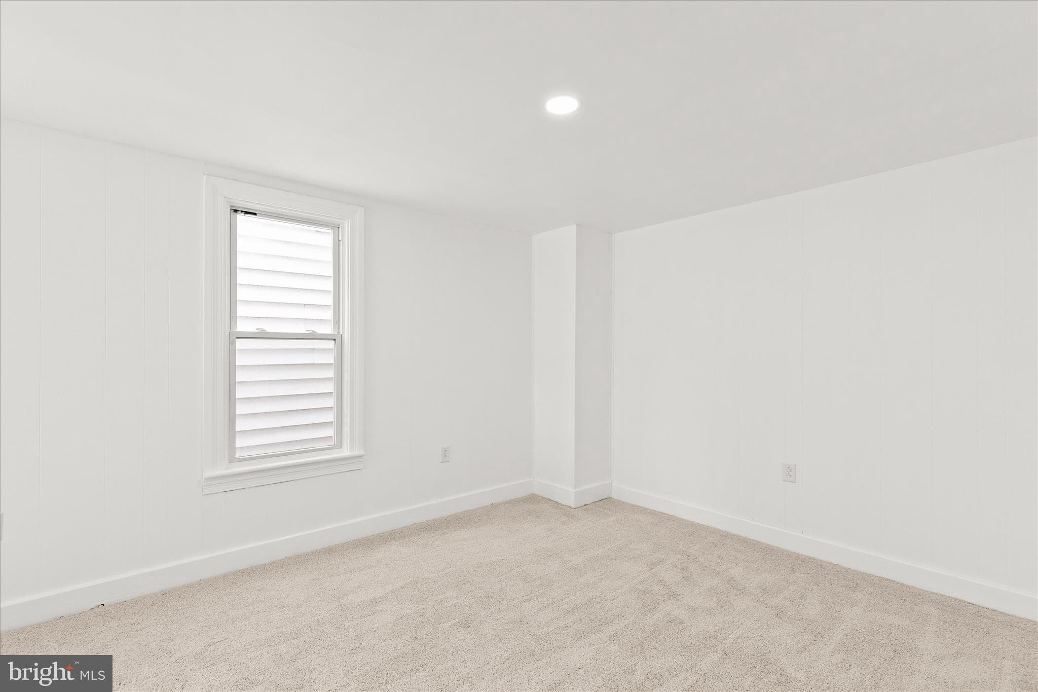 Home for sale at 637 W College Avenue, York, Pennsylvania 17401, photo 16 of 38