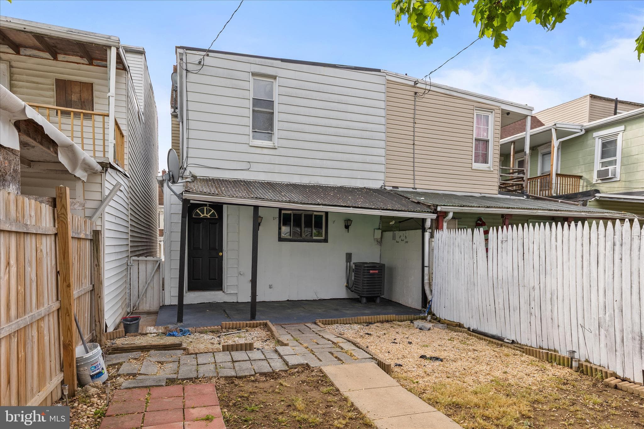 Home for sale at 637 W College Avenue, York, Pennsylvania 17401, photo 32 of 38