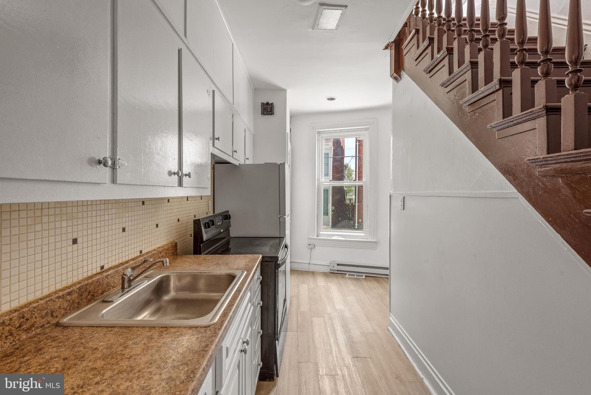 Home for sale at 315 W North Street, York, Pennsylvania 17401, photo 9 of 30