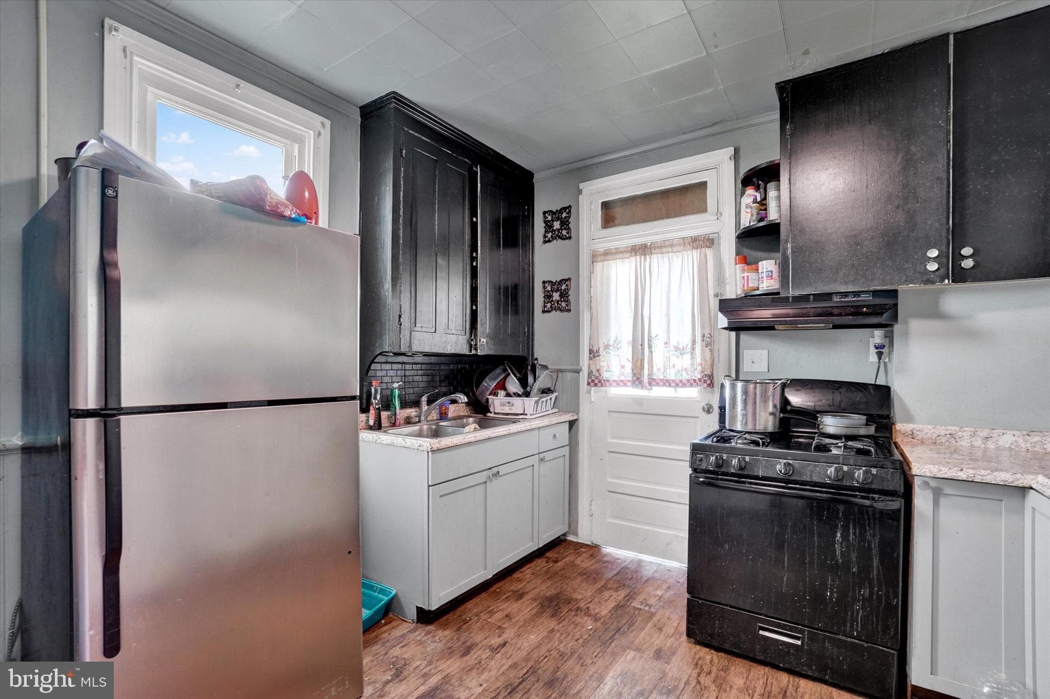 Home for sale at 607 N Hartley Street, York, Pennsylvania 17404, photo 10 of 24