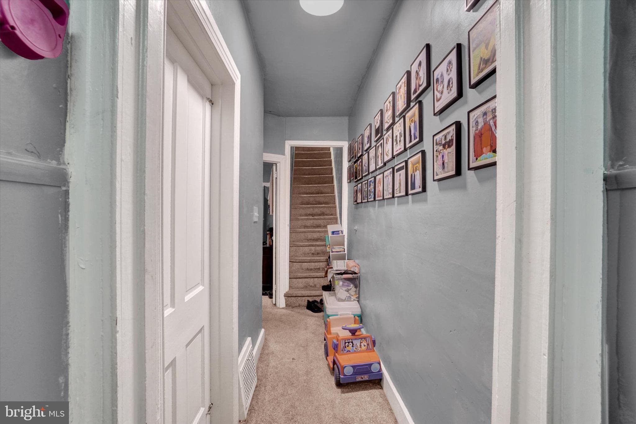 Home for sale at 607 N Hartley Street, York, Pennsylvania 17404, photo 4 of 24