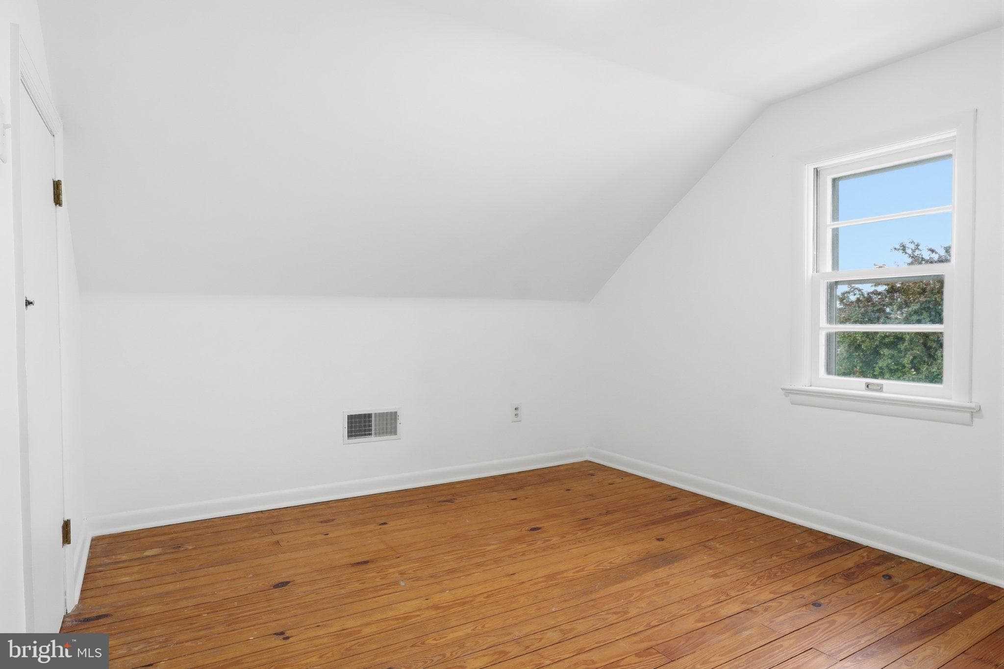 Home for sale at 1920 Orange Street, York, Pennsylvania 17404, photo 20 of 36