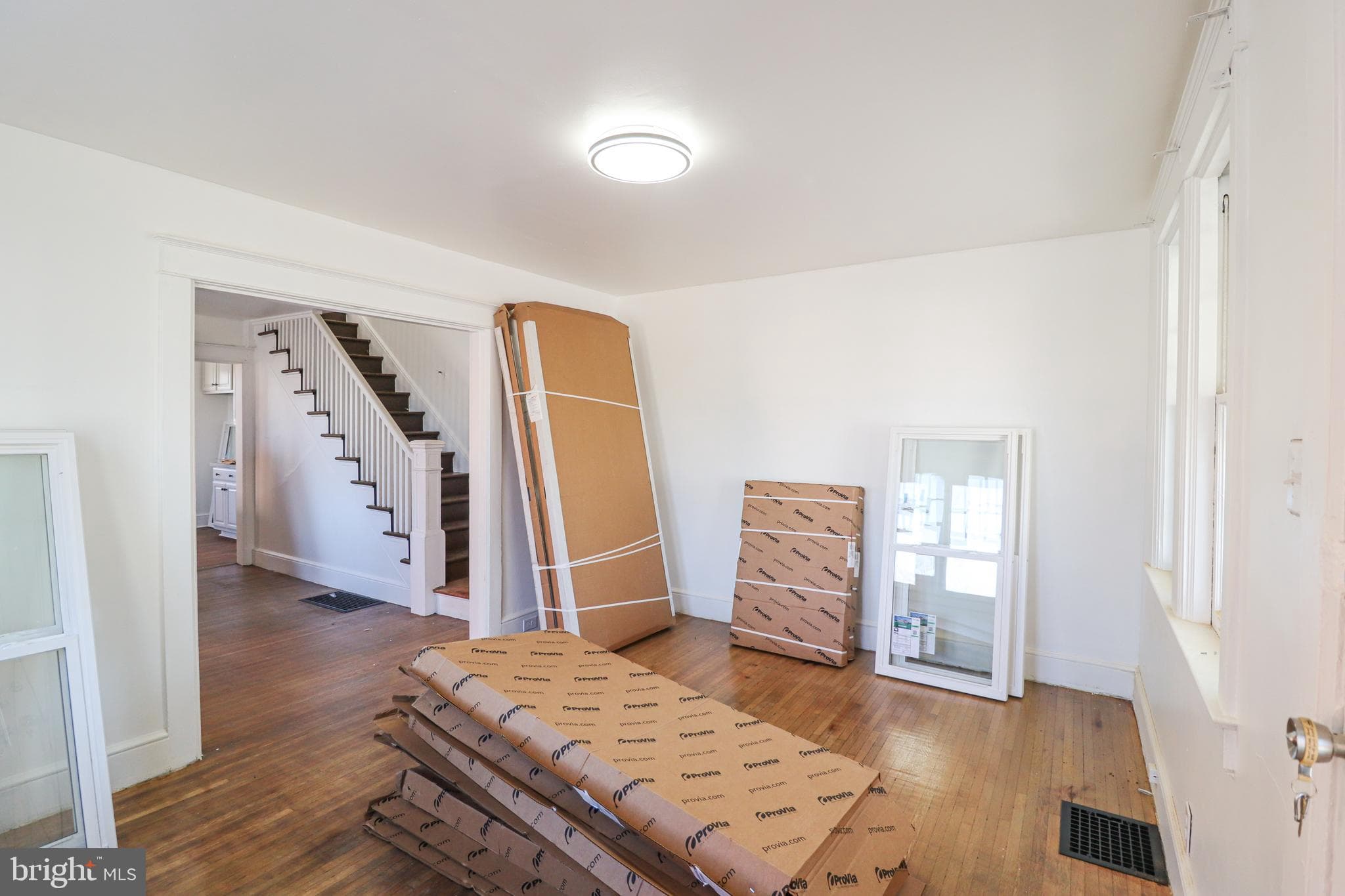 Home for sale at 600 W College Avenue, York, Pennsylvania 17401, photo 7 of 35