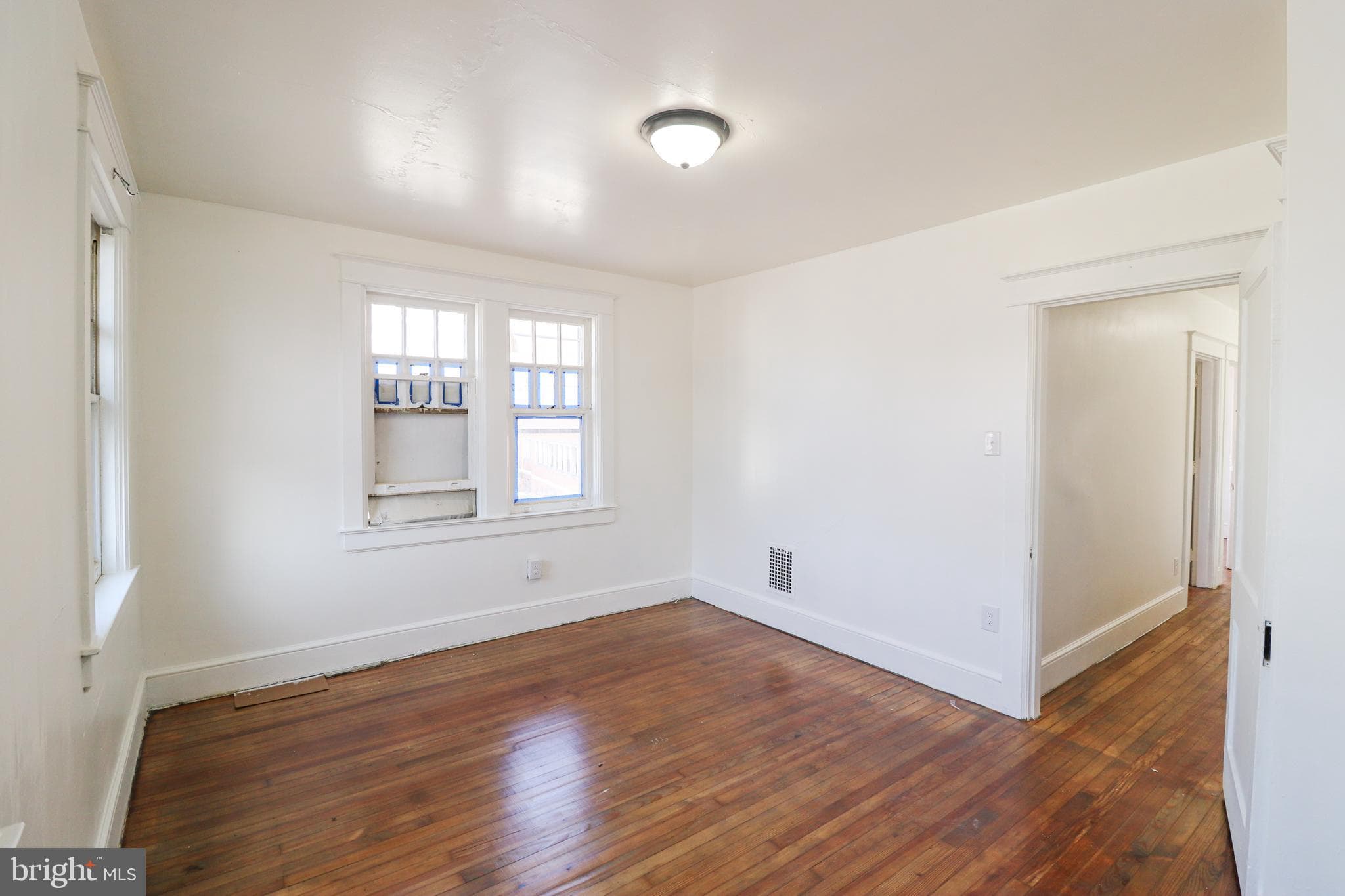 Home for sale at 600 W College Avenue, York, Pennsylvania 17401, photo 21 of 35