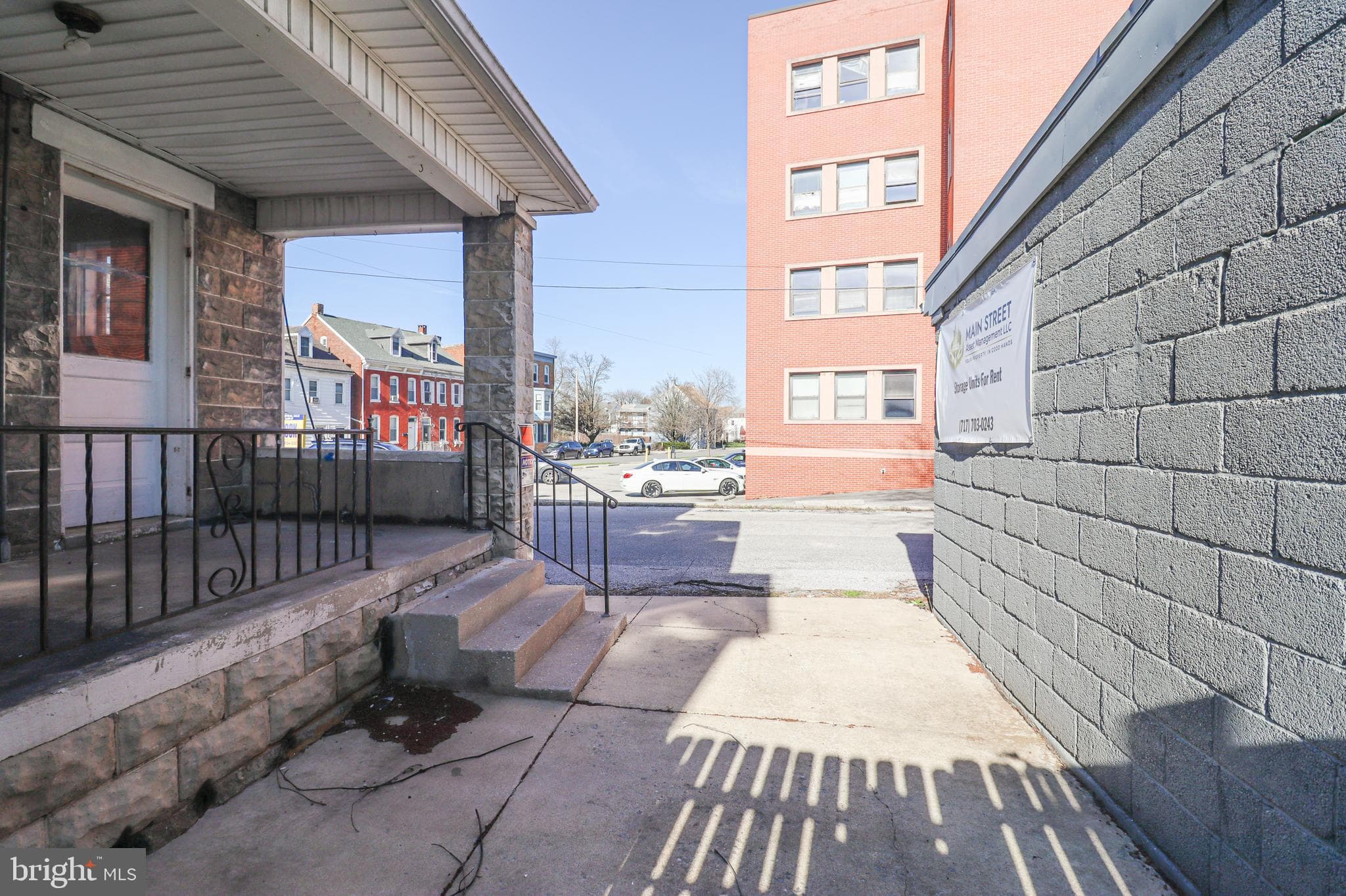 Home for sale at 600 W College Avenue, York, Pennsylvania 17401, photo 34 of 35