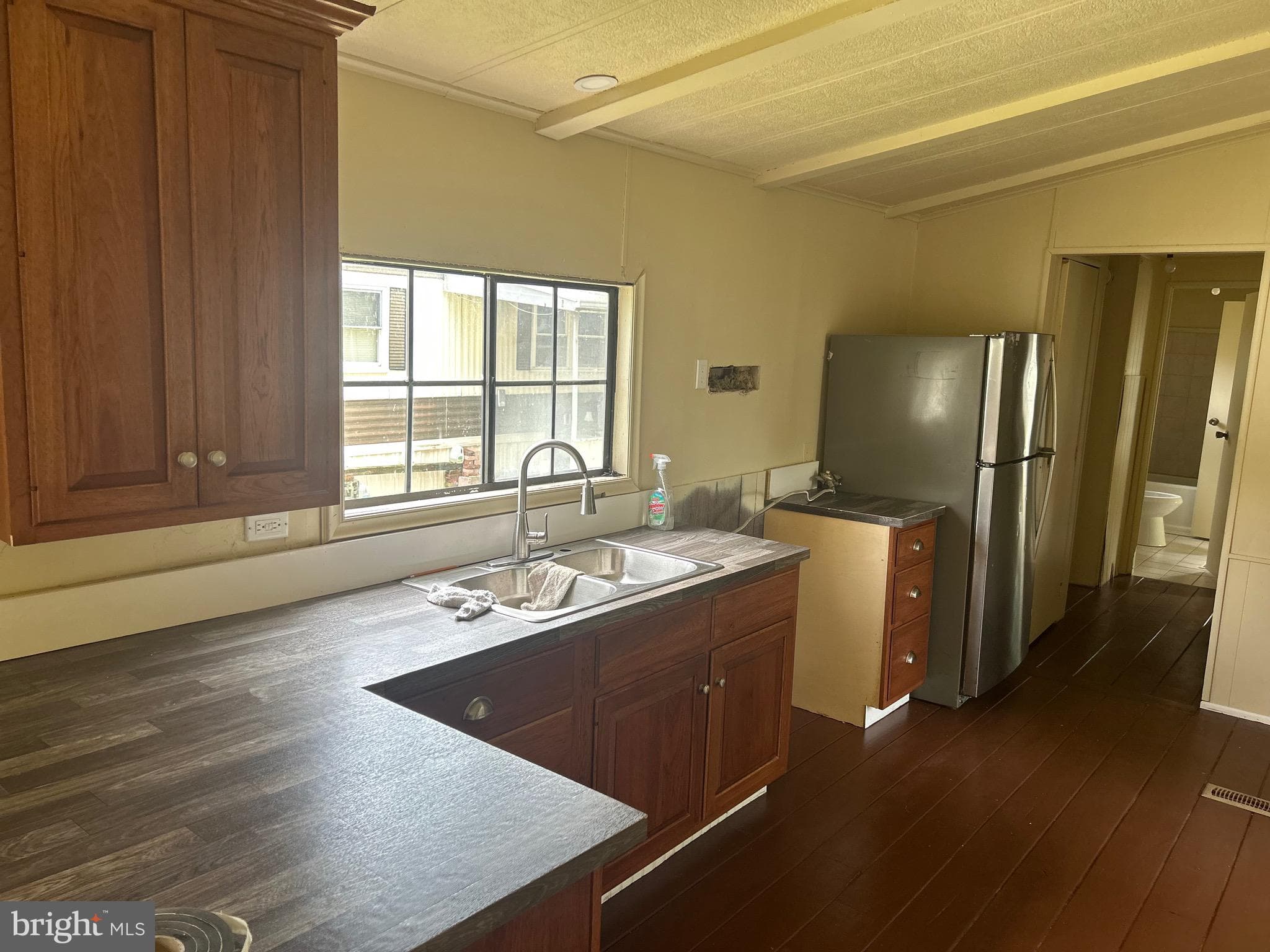 Home for sale at 310 Brooklyn Drive, York, Pennsylvania 17406, photo 9 of 21