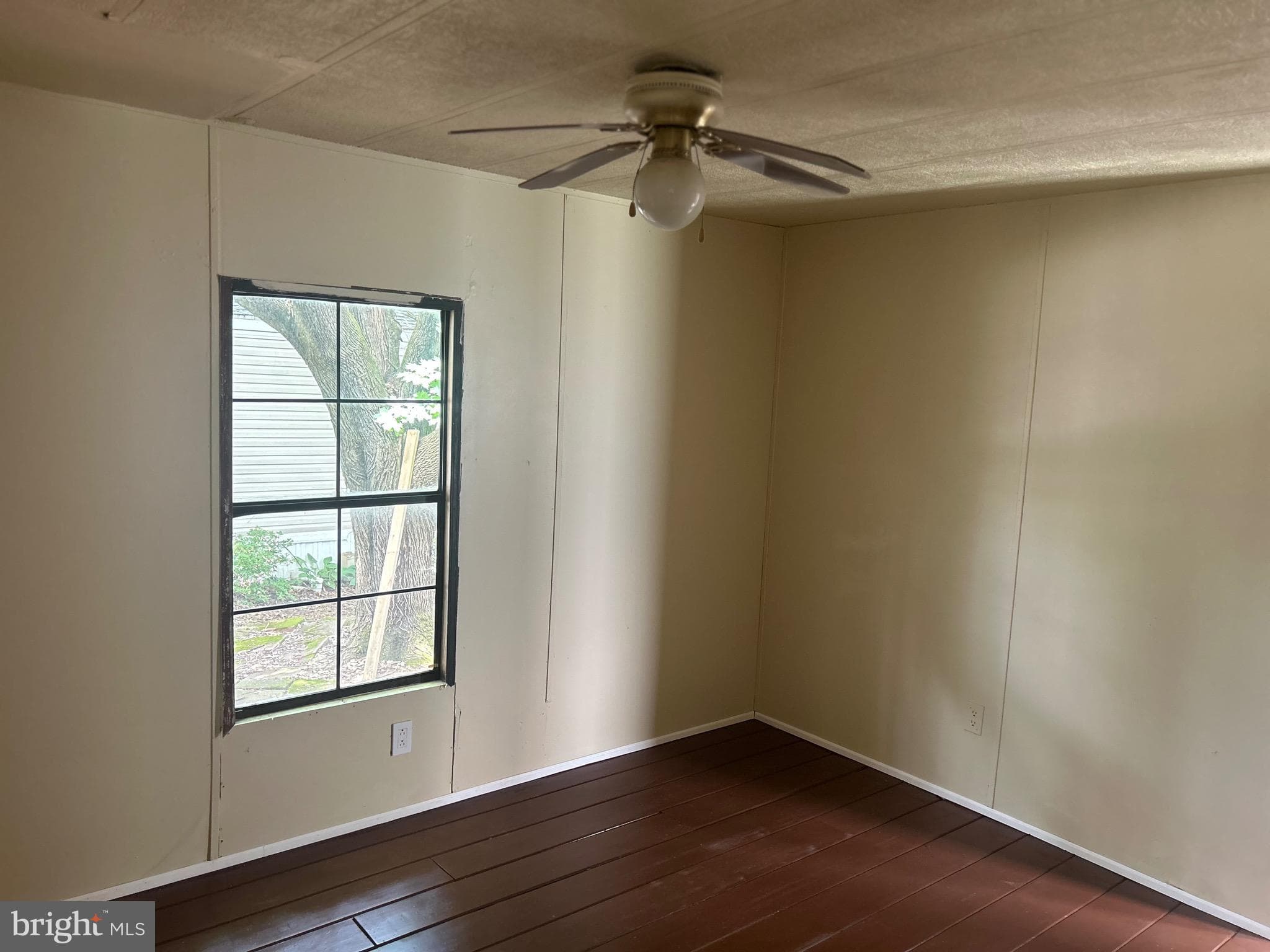 Home for sale at 310 Brooklyn Drive, York, Pennsylvania 17406, photo 17 of 21