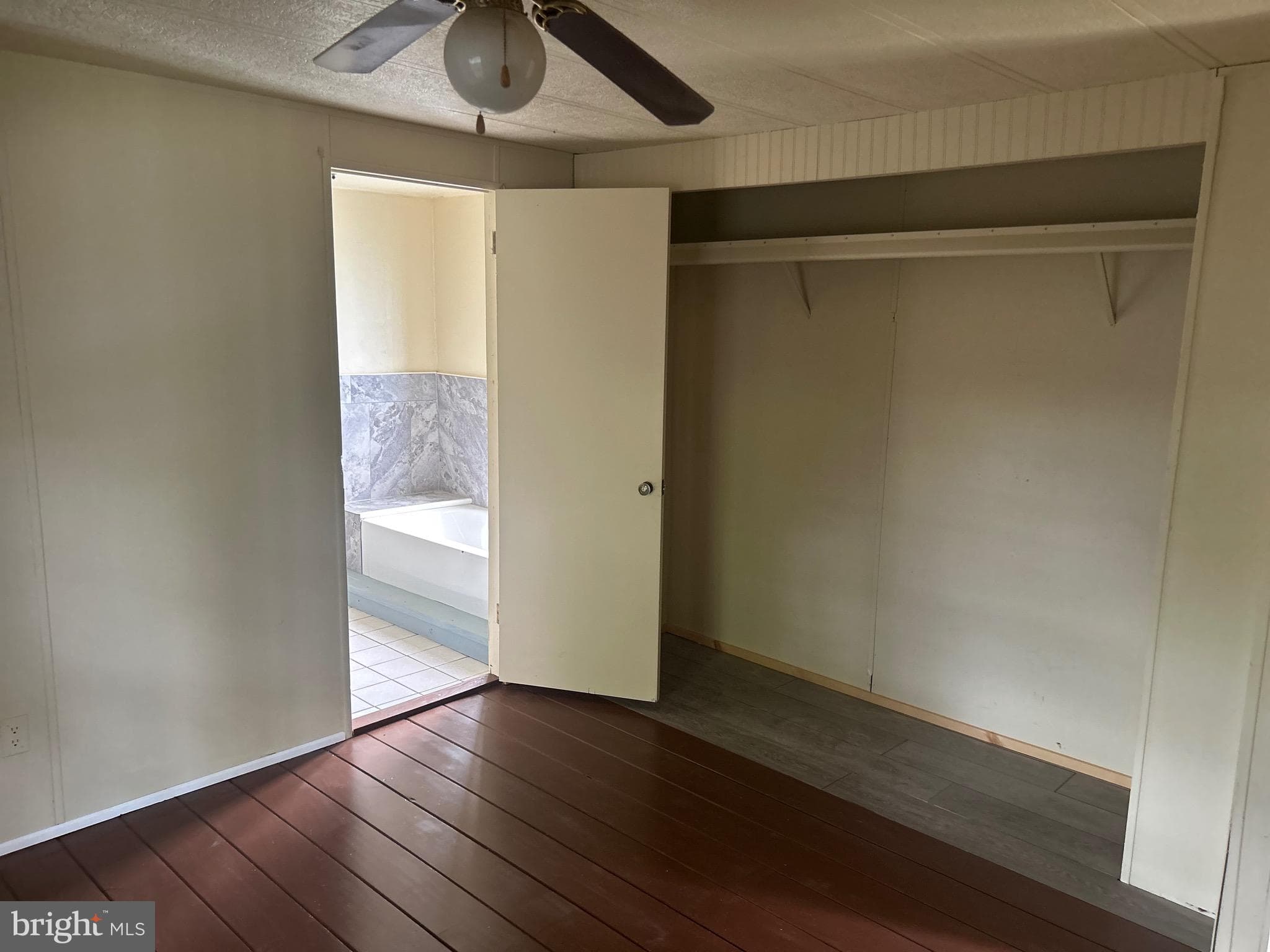 Home for sale at 310 Brooklyn Drive, York, Pennsylvania 17406, photo 18 of 21
