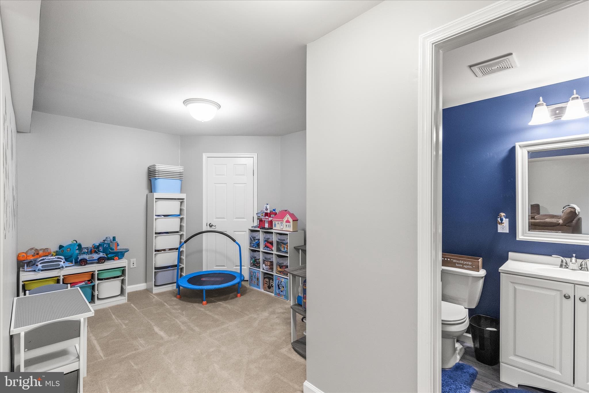 Home for sale at 3123 S King Richards Court S, York, Pennsylvania 17408, photo 33 of 53