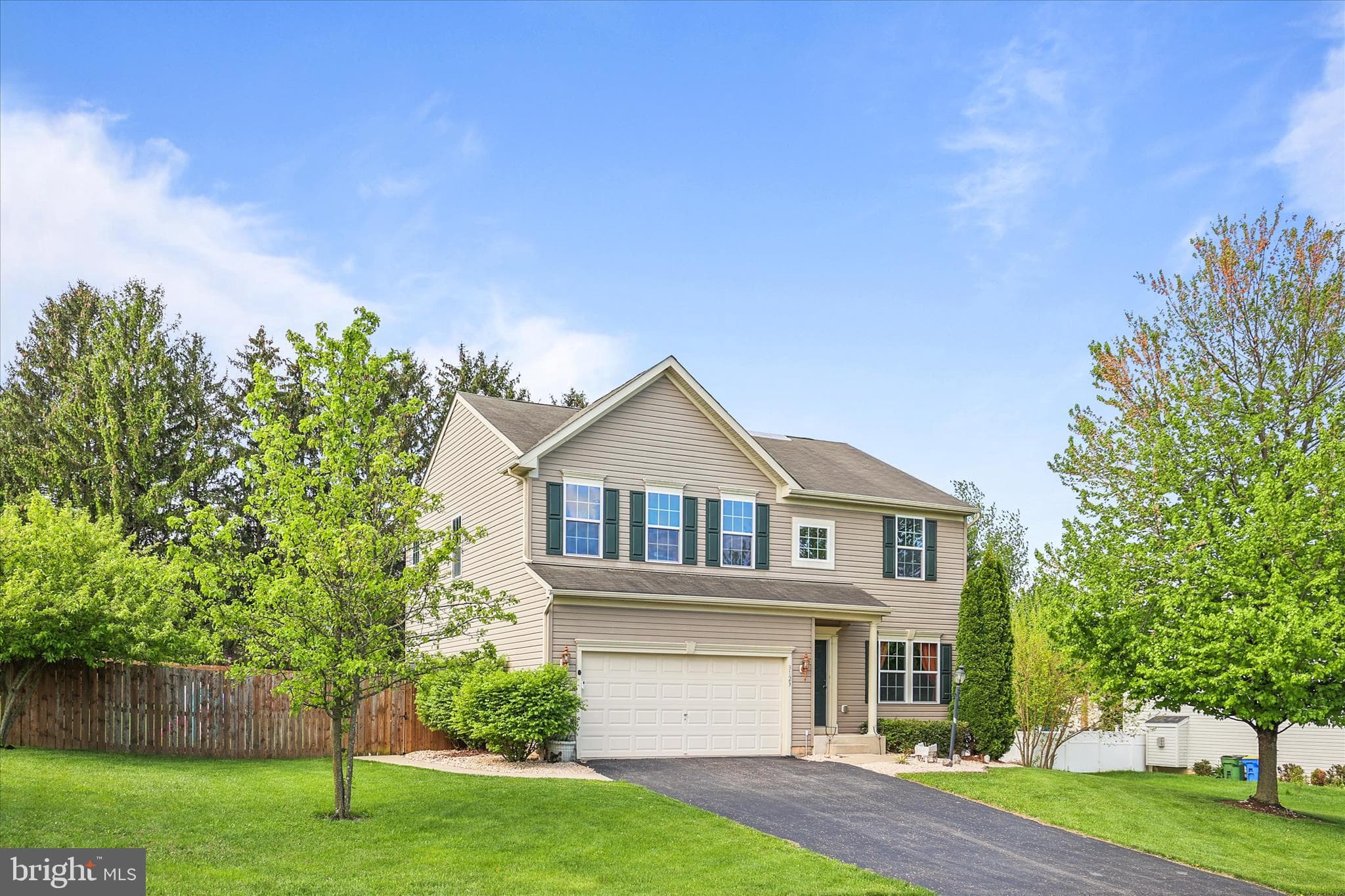 Home for sale at 3123 S King Richards Court S, York, Pennsylvania 17408, photo 50 of 53