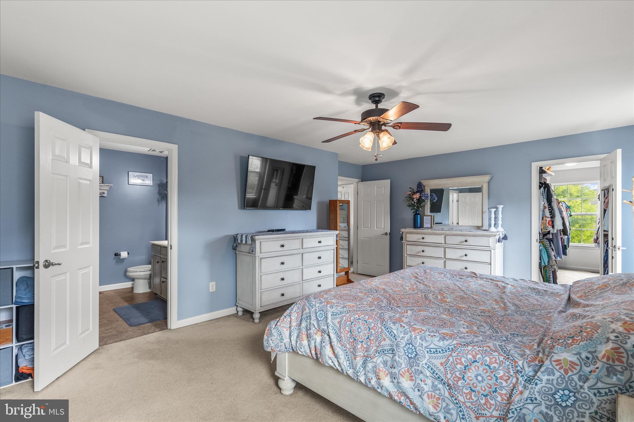 Home for sale at 3123 S King Richards Court S, York, Pennsylvania 17408, photo 19 of 53