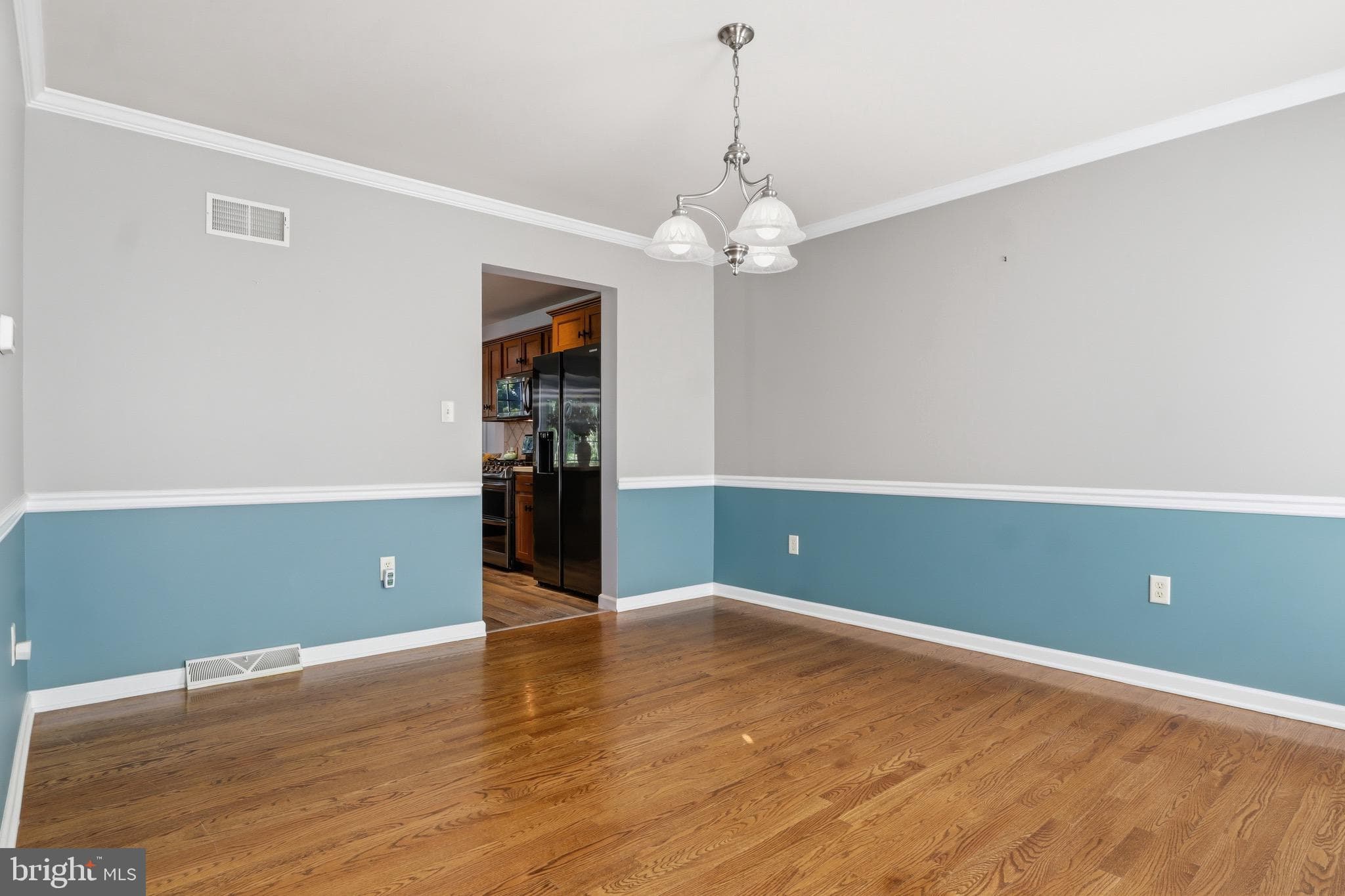 Home for sale at 85 Angela Lane, York, Pennsylvania 17402, photo 8 of 58