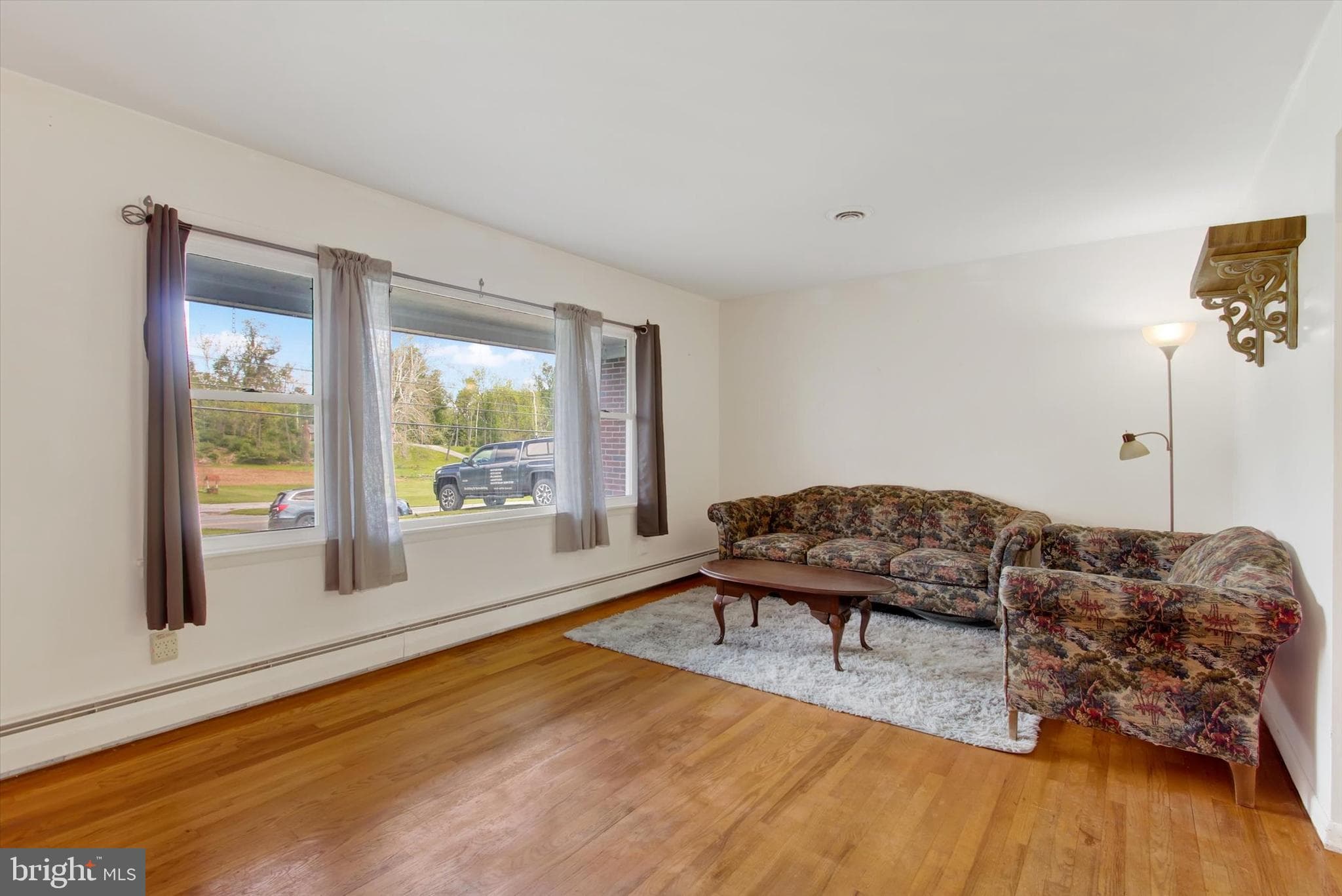 Home for sale at 5840 York Road, Spring Grove, Pennsylvania 17362, photo 3 of 3