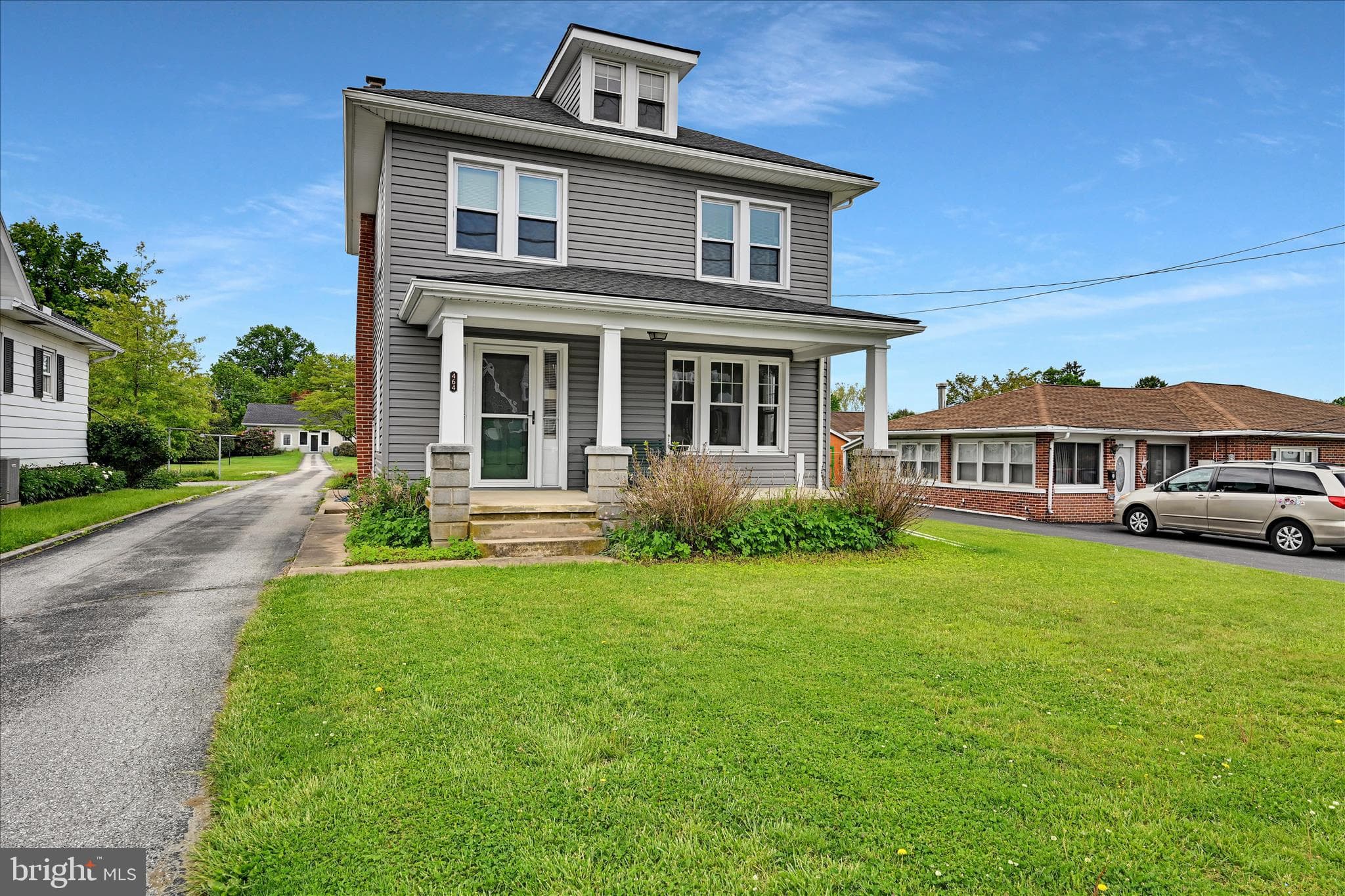 Home for sale at 464 W Market Street, Hellam, Pennsylvania 17406, photo 3 of 3