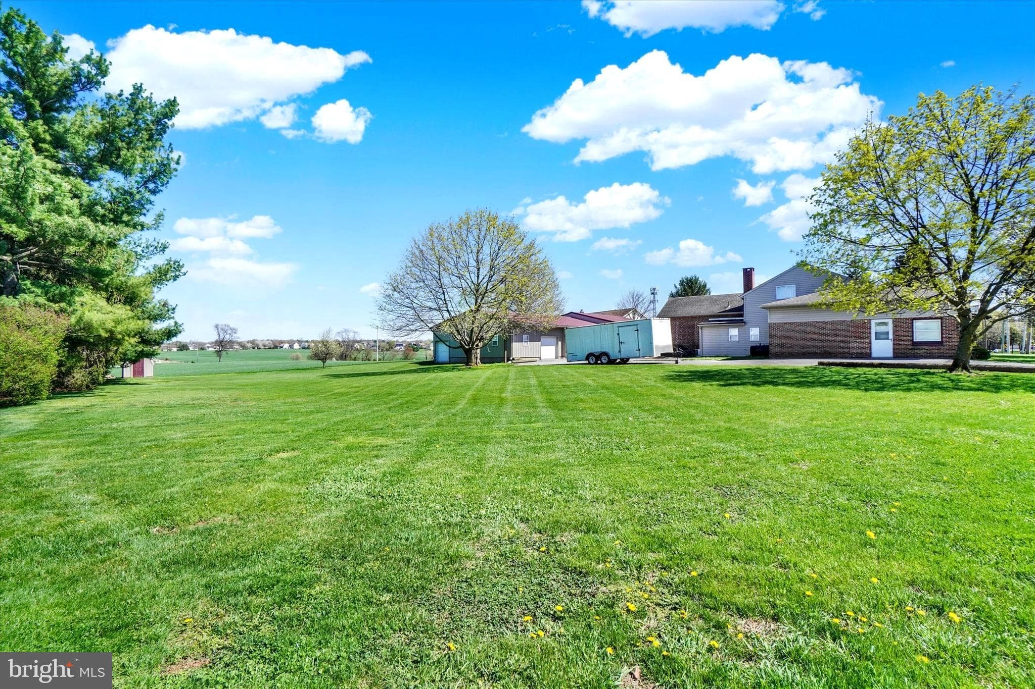Home for sale at 2553 Roosevelt Avenue, York, Pennsylvania 17408, photo 27 of 77