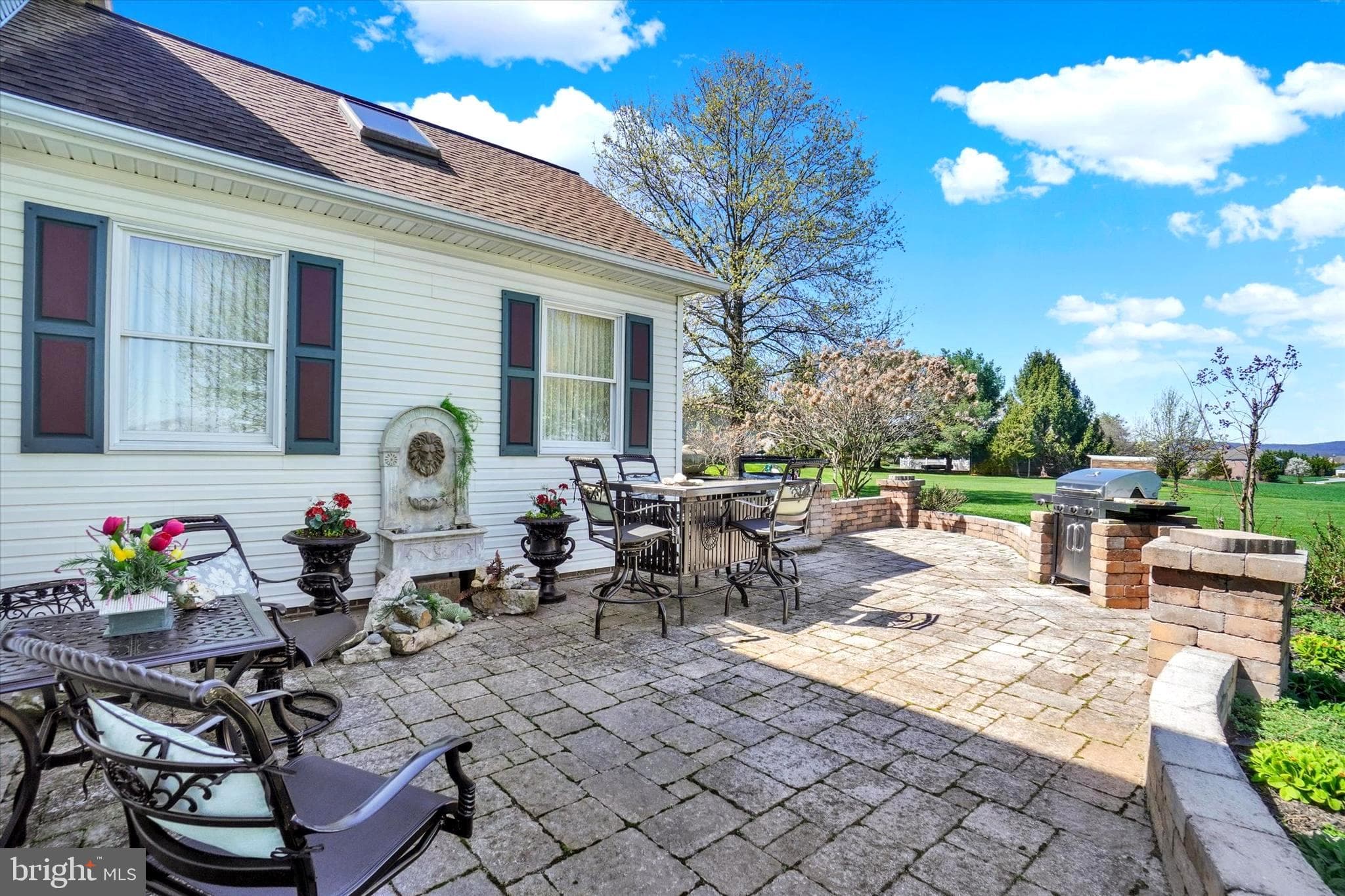 Home for sale at 2553 Roosevelt Avenue, York, Pennsylvania 17408, photo 33 of 77