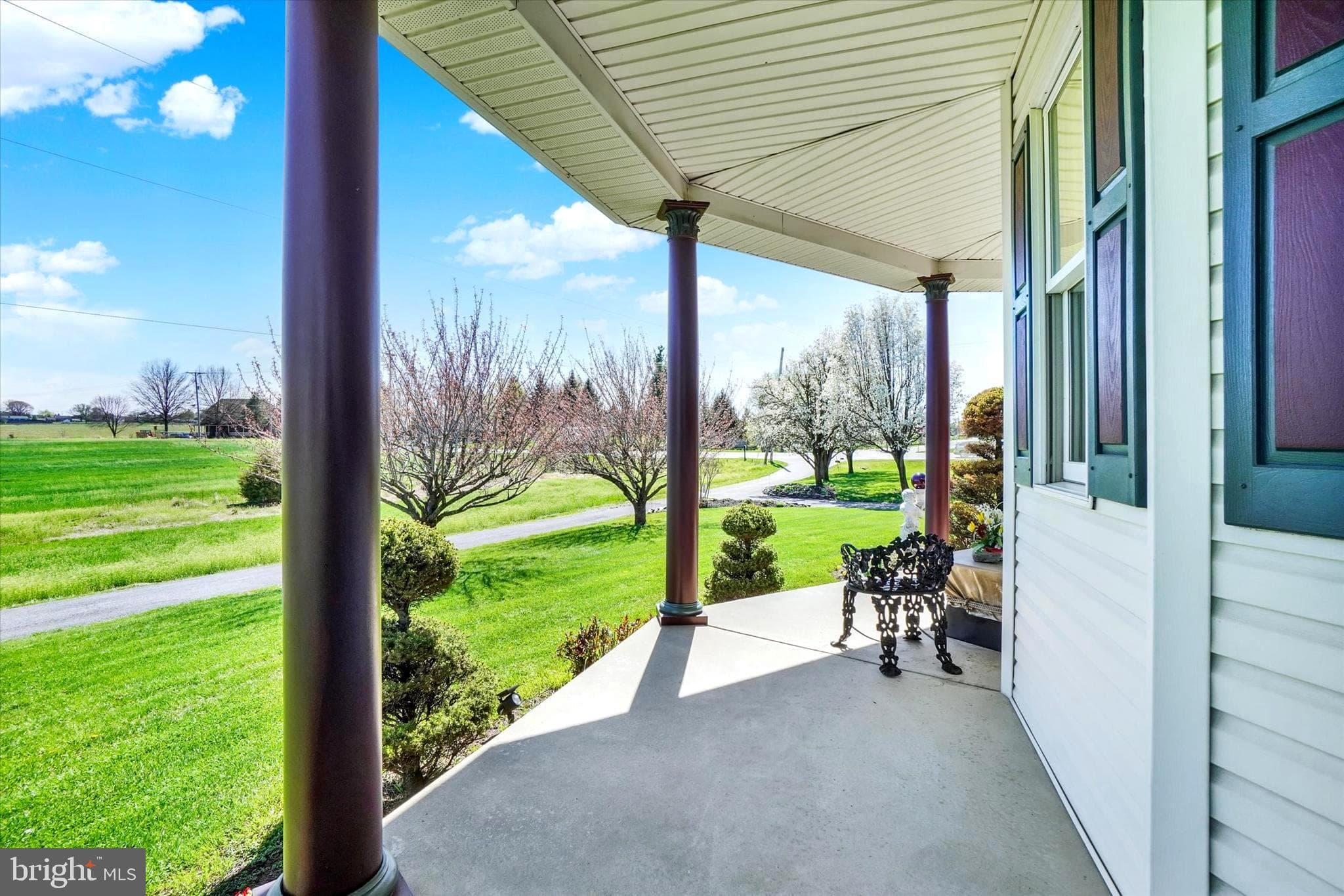 Home for sale at 2553 Roosevelt Avenue, York, Pennsylvania 17408, photo 10 of 77