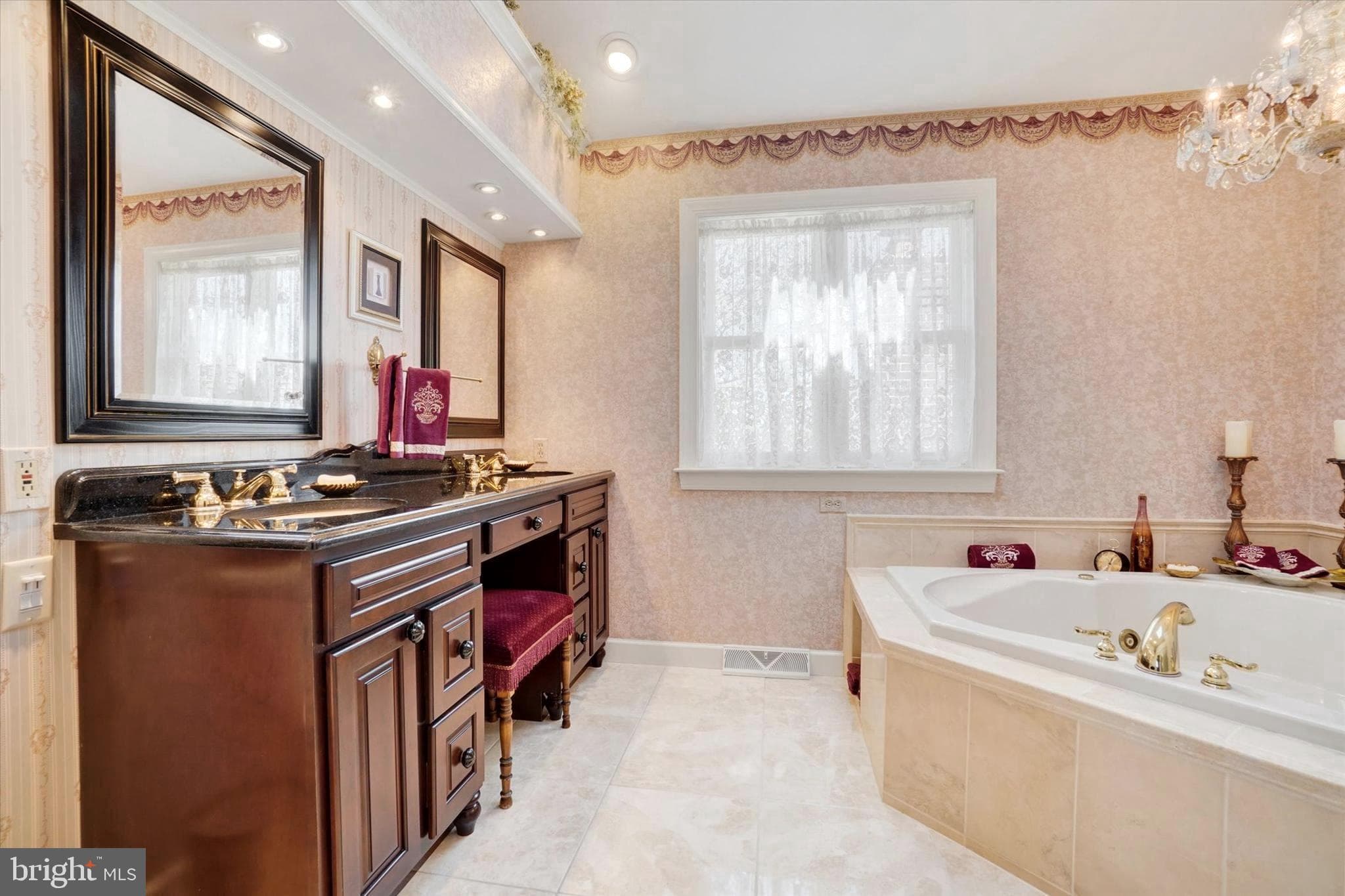 Home for sale at 2553 Roosevelt Avenue, York, Pennsylvania 17408, photo 54 of 77