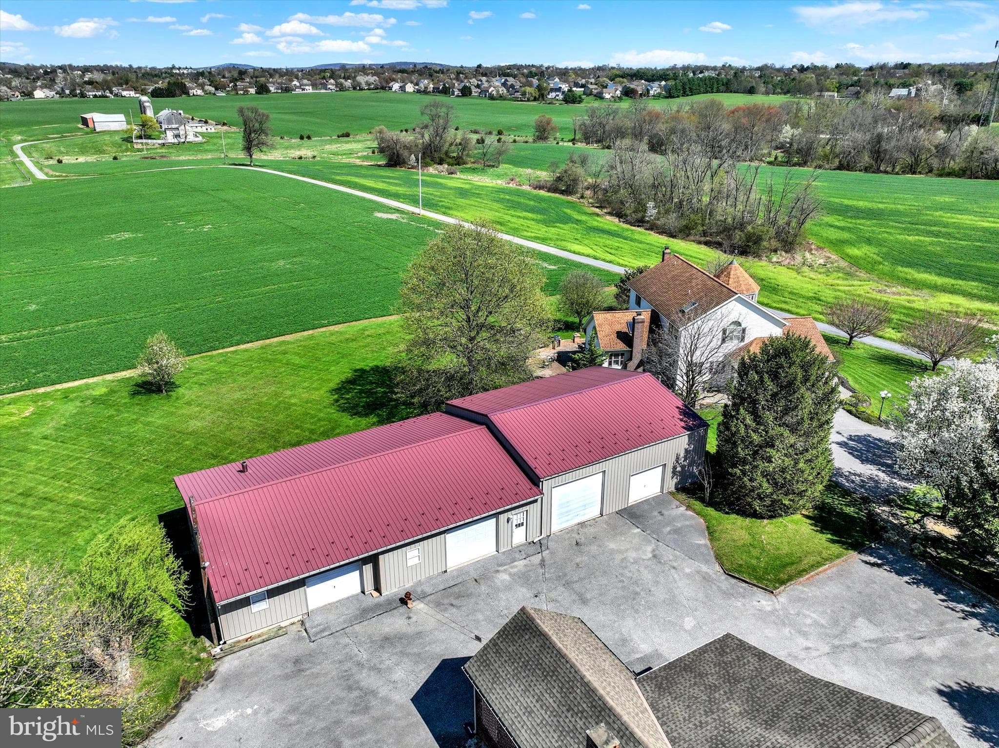 Home for sale at 2553 Roosevelt Avenue, York, Pennsylvania 17408, photo 18 of 77