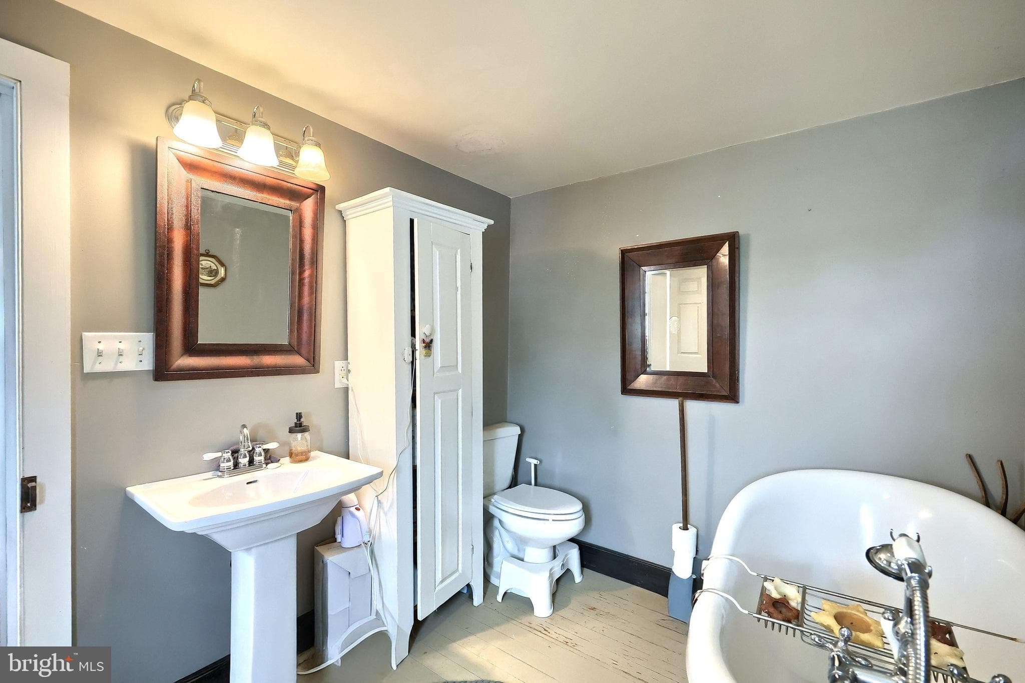 Home for sale at 4415 W Market Street A, York, Pennsylvania 17408, photo 37 of 55