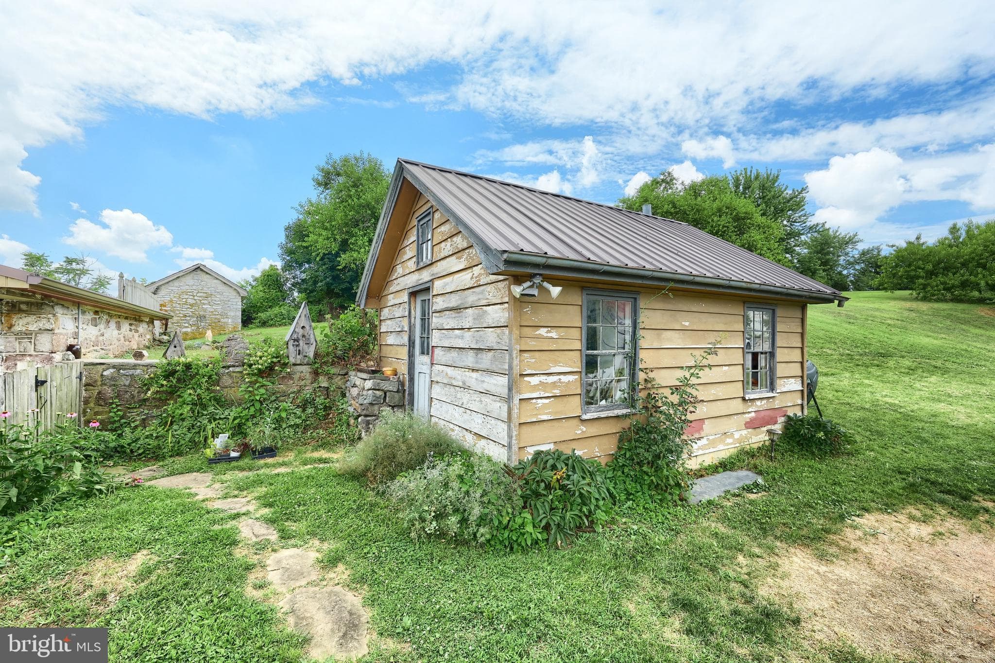 Home for sale at 4415 W Market Street A, York, Pennsylvania 17408, photo 11 of 55