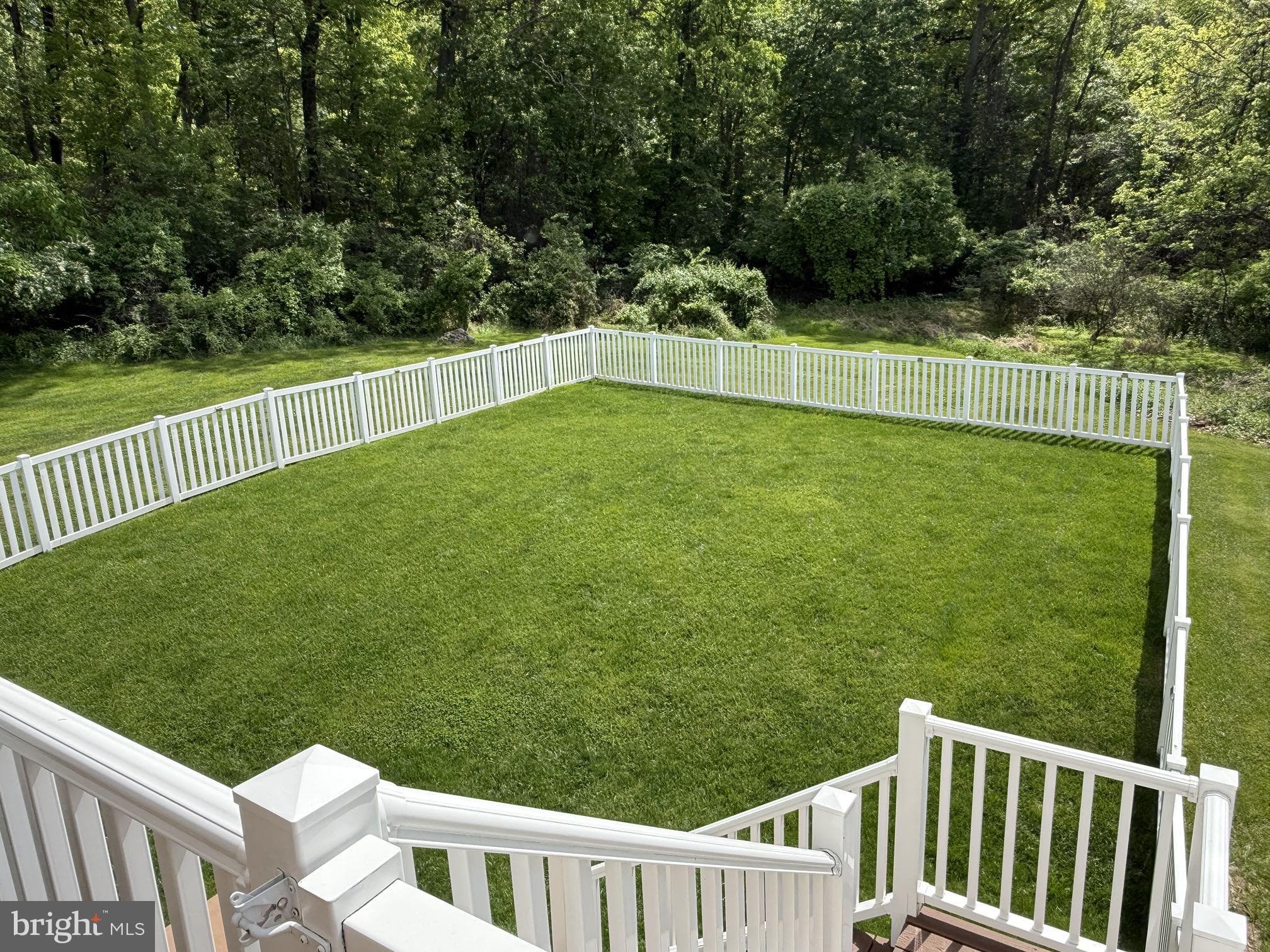 Home for sale at 390 Bruaw Drive, York, Pennsylvania 17406, photo 3 of 3