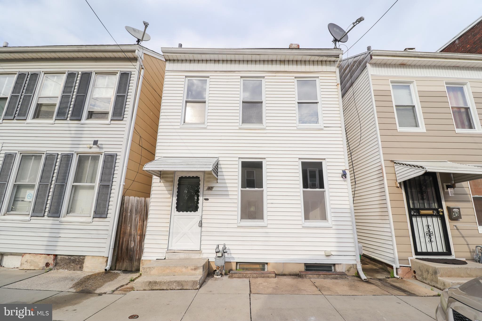 Home for sale at 47 N Franklin Street, York, Pennsylvania 17403, photo 3 of 3