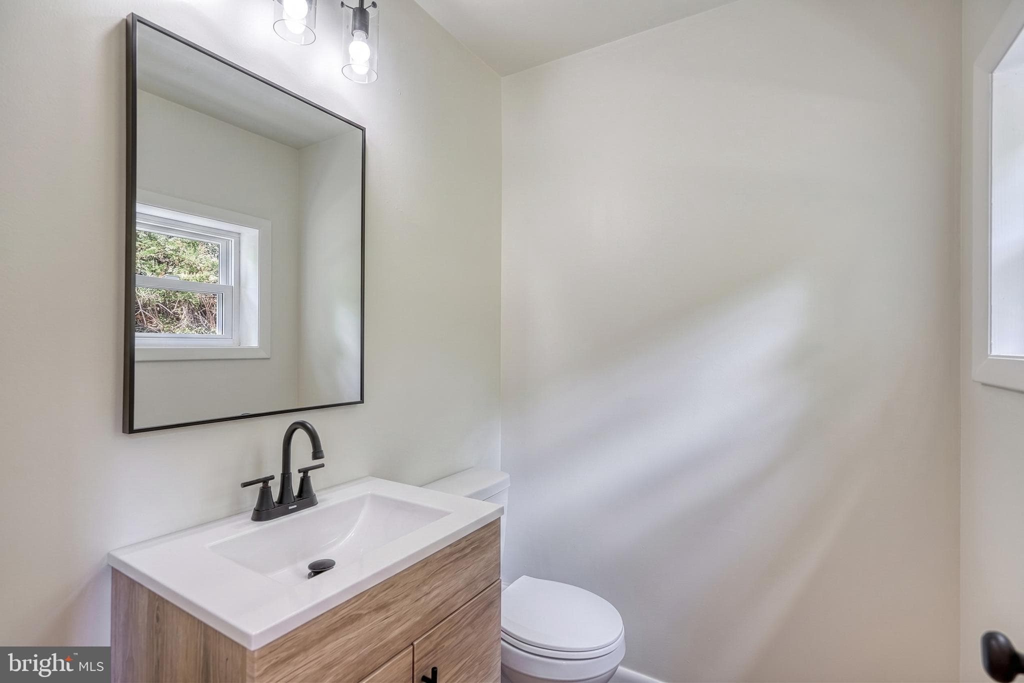 Home for sale at 362 Allegheny Drive, York, Pennsylvania 17402, photo 54 of 78