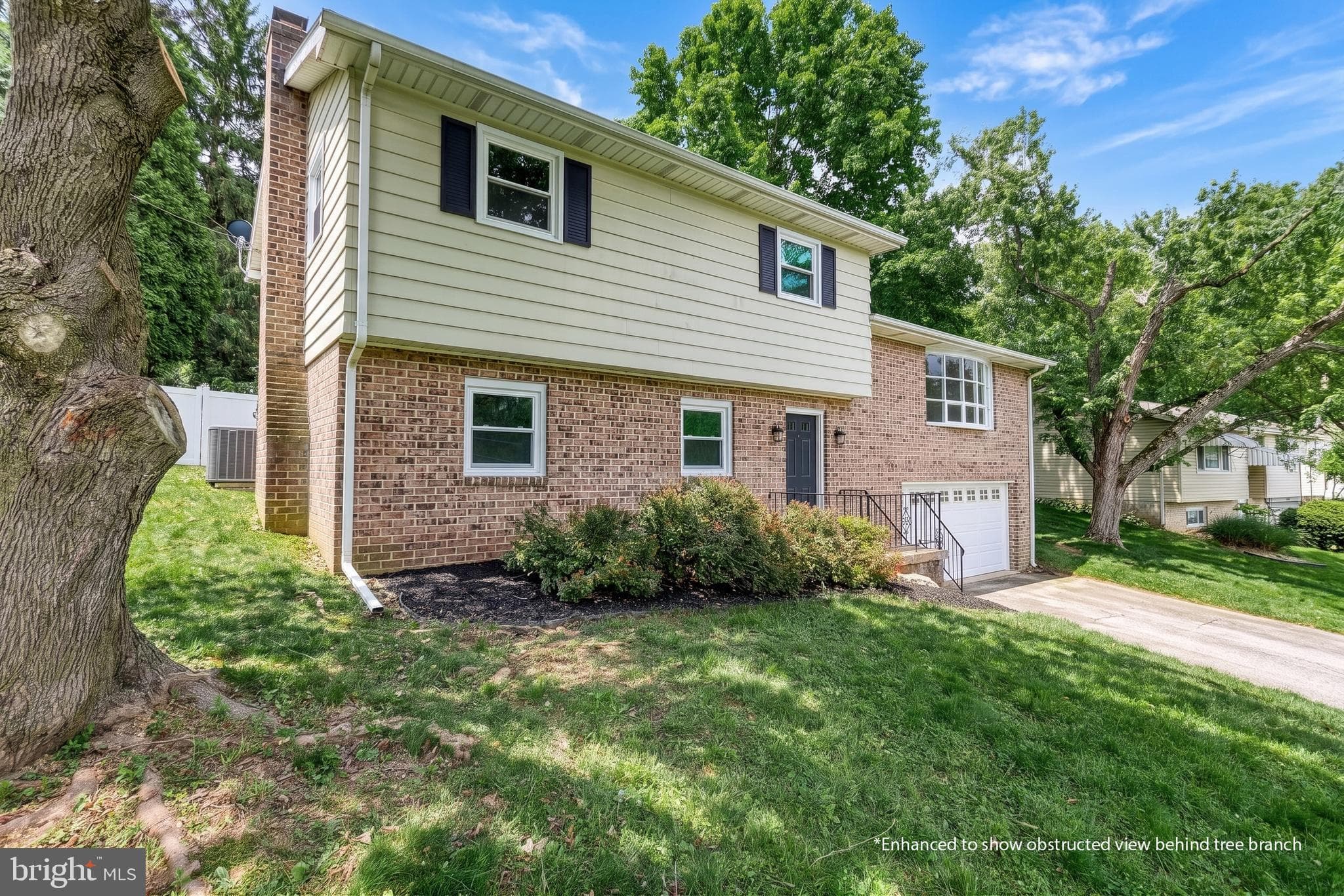 Home for sale at 362 Allegheny Drive, York, Pennsylvania 17402, photo 6 of 78