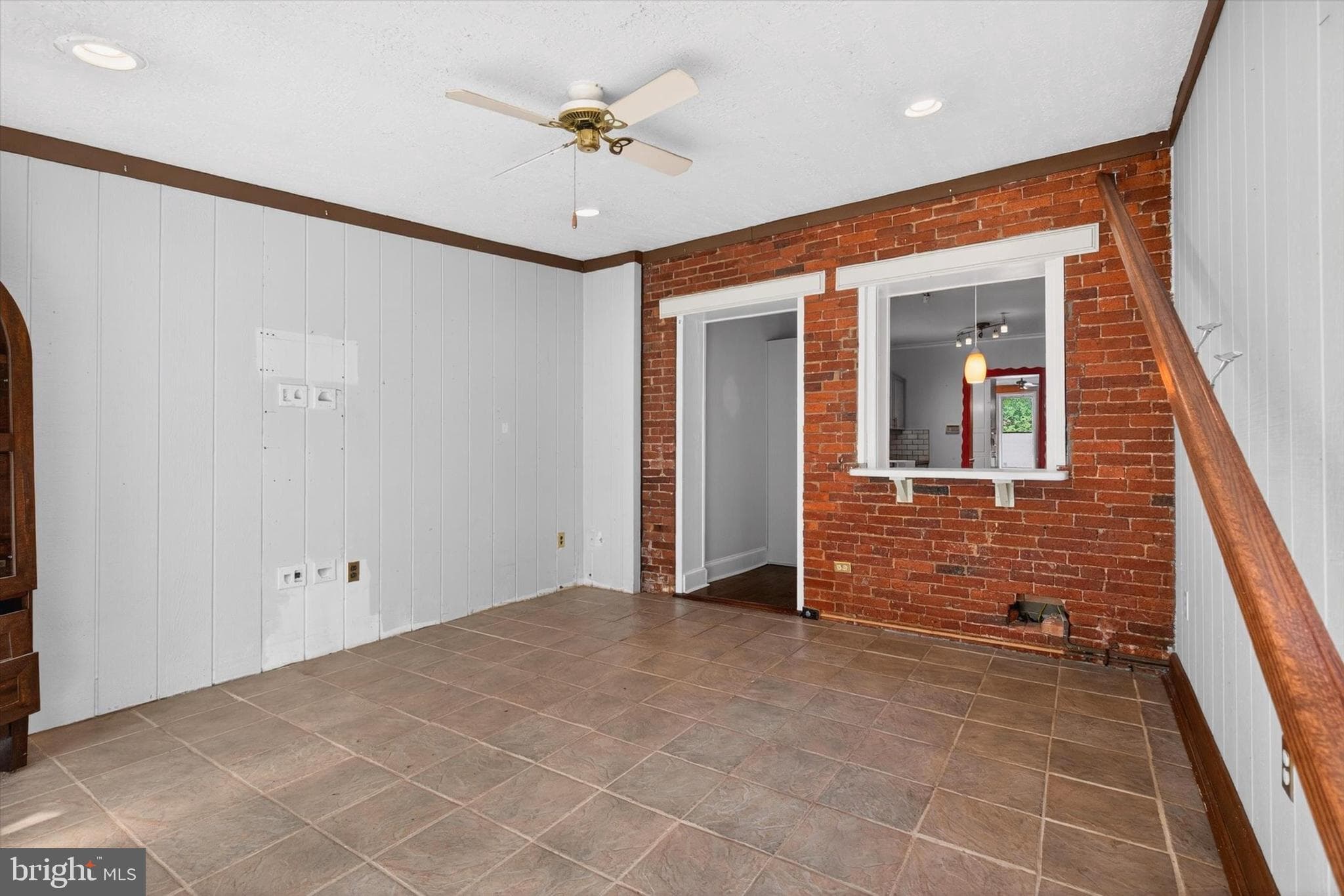 Home for sale at 124 S Newberry Street, York, Pennsylvania 17401, photo 11 of 22