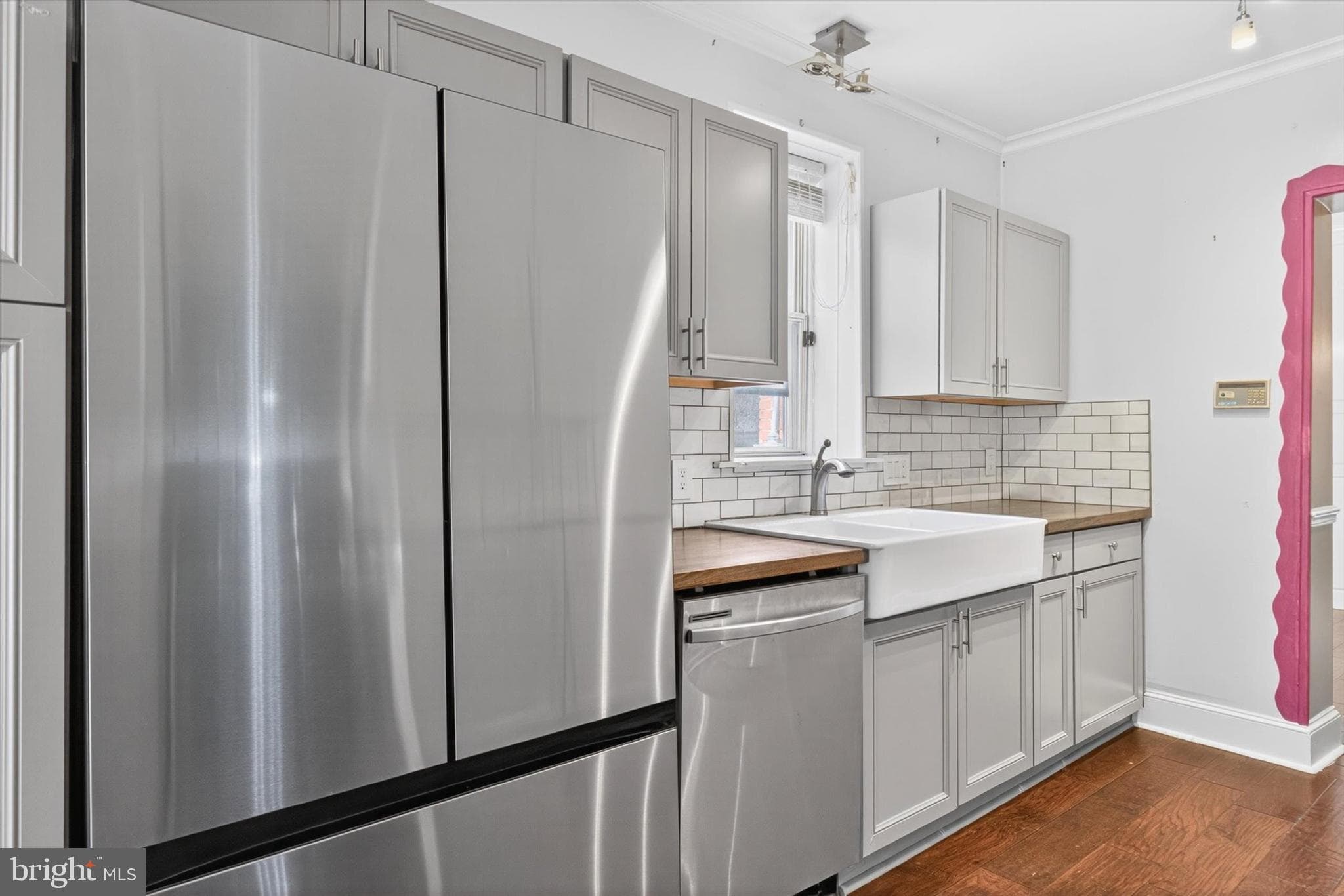Home for sale at 124 S Newberry Street, York, Pennsylvania 17401, photo 9 of 22