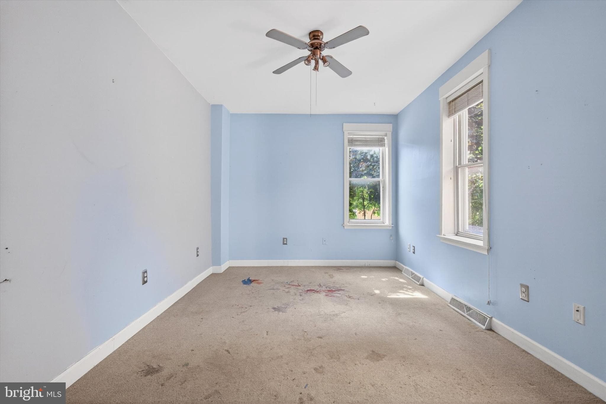 Home for sale at 124 S Newberry Street, York, Pennsylvania 17401, photo 13 of 22