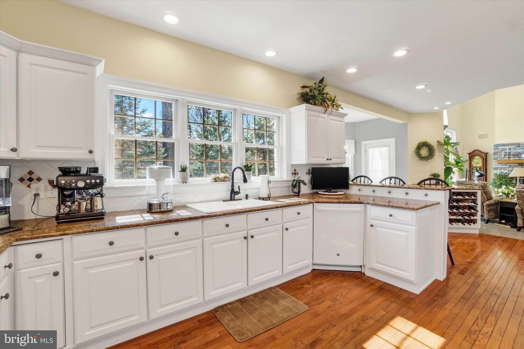 Home for sale at 3698 Sorrel Ridge Lane, York, Pennsylvania 17406, photo 8 of 65