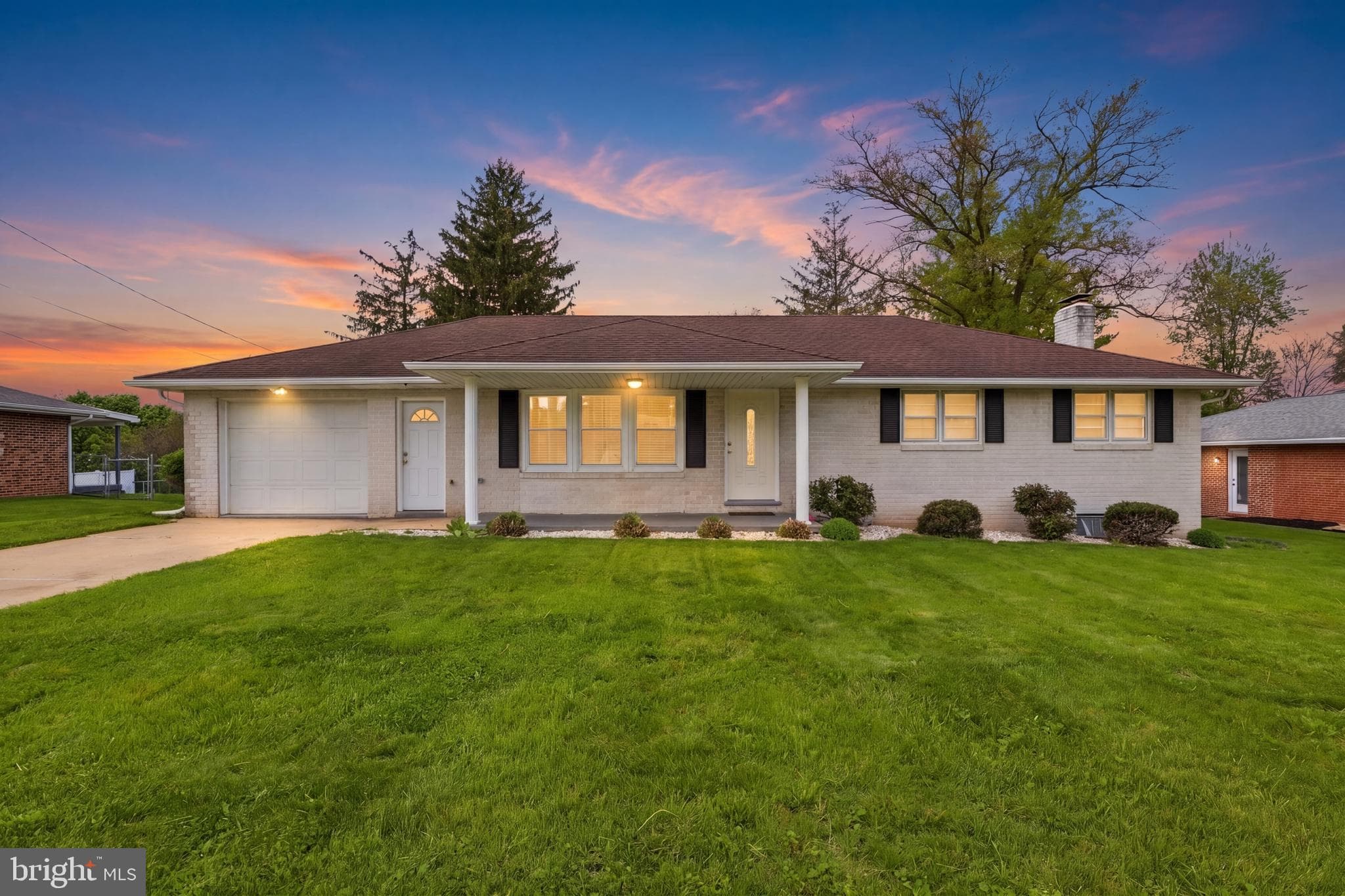 Listing photo of 3-bedroom home at 2330 Redwood Road, York, Pennsylvania 17408, photo 1 of 3