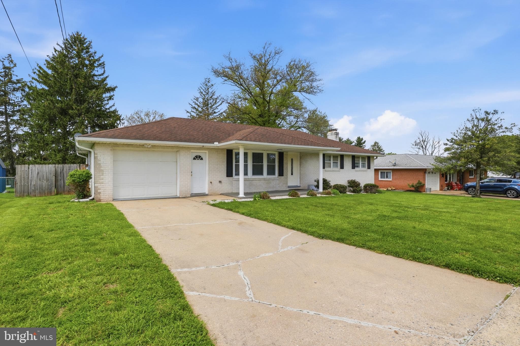 Home for sale at 2330 Redwood Road, York, Pennsylvania 17408, photo 3 of 3